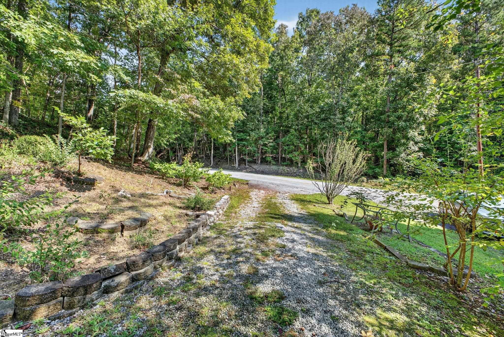 326 Caesars Head Highway Cleveland, SC 29635