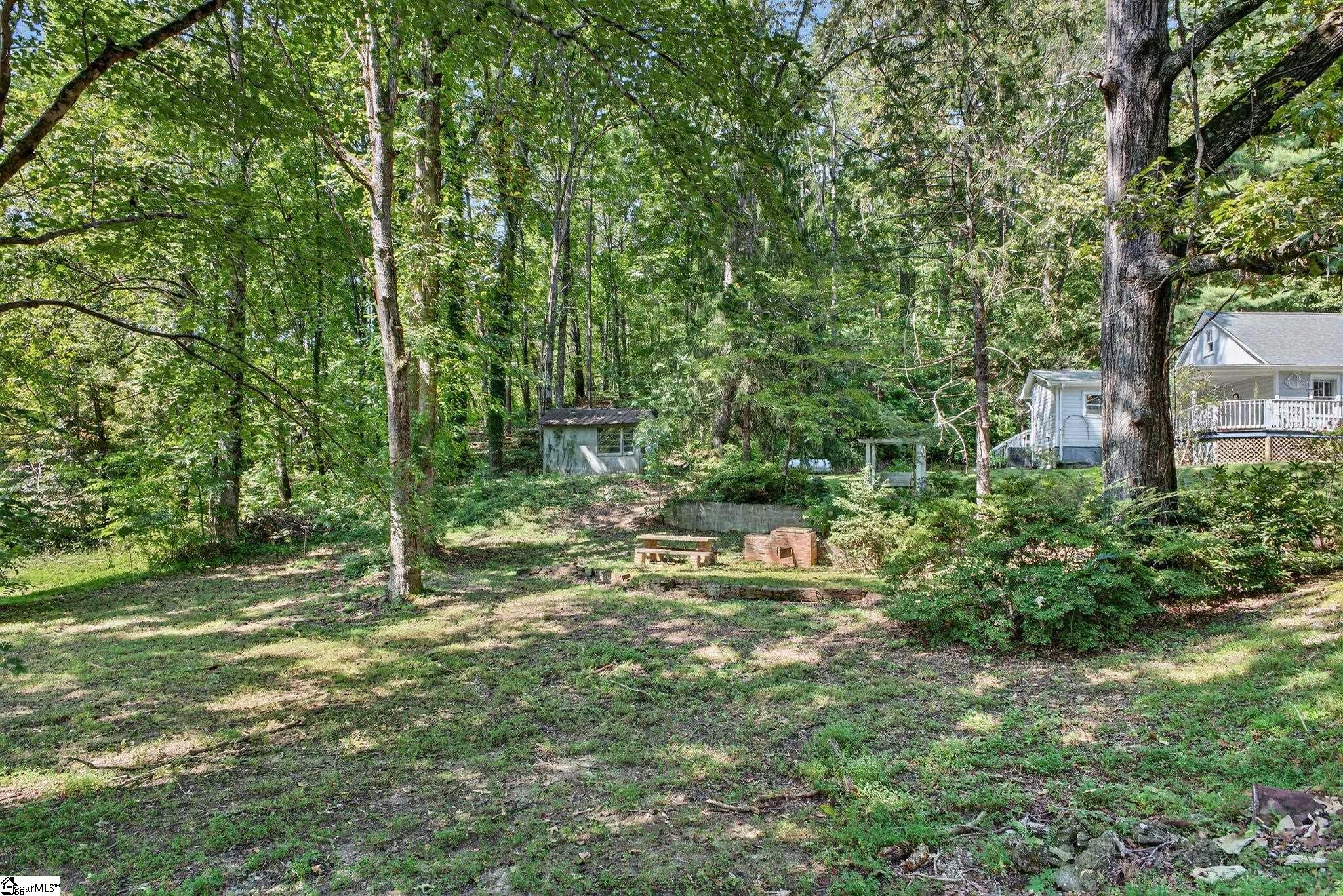 326 Caesars Head Highway Cleveland, SC 29635