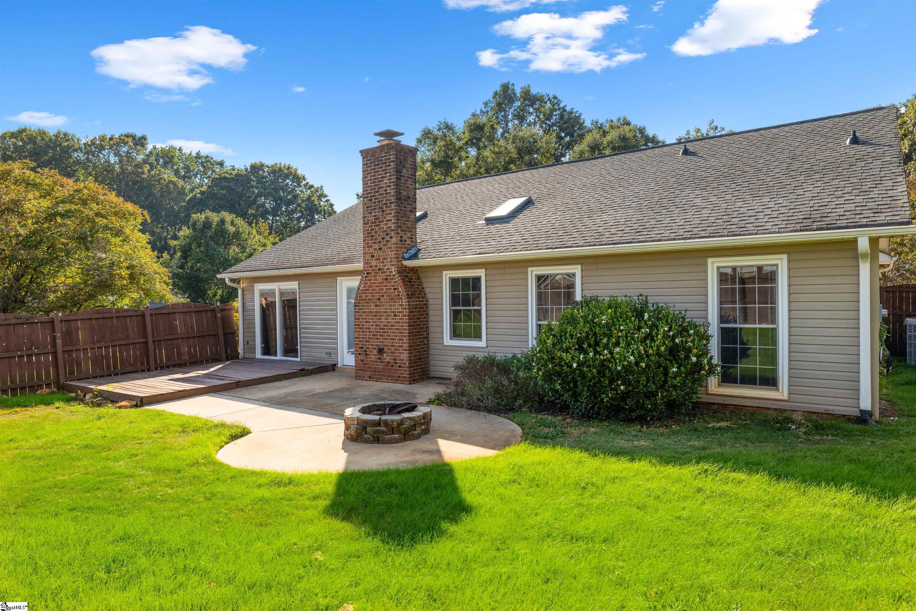 303 Latrobe Drive Simpsonville, SC 29681