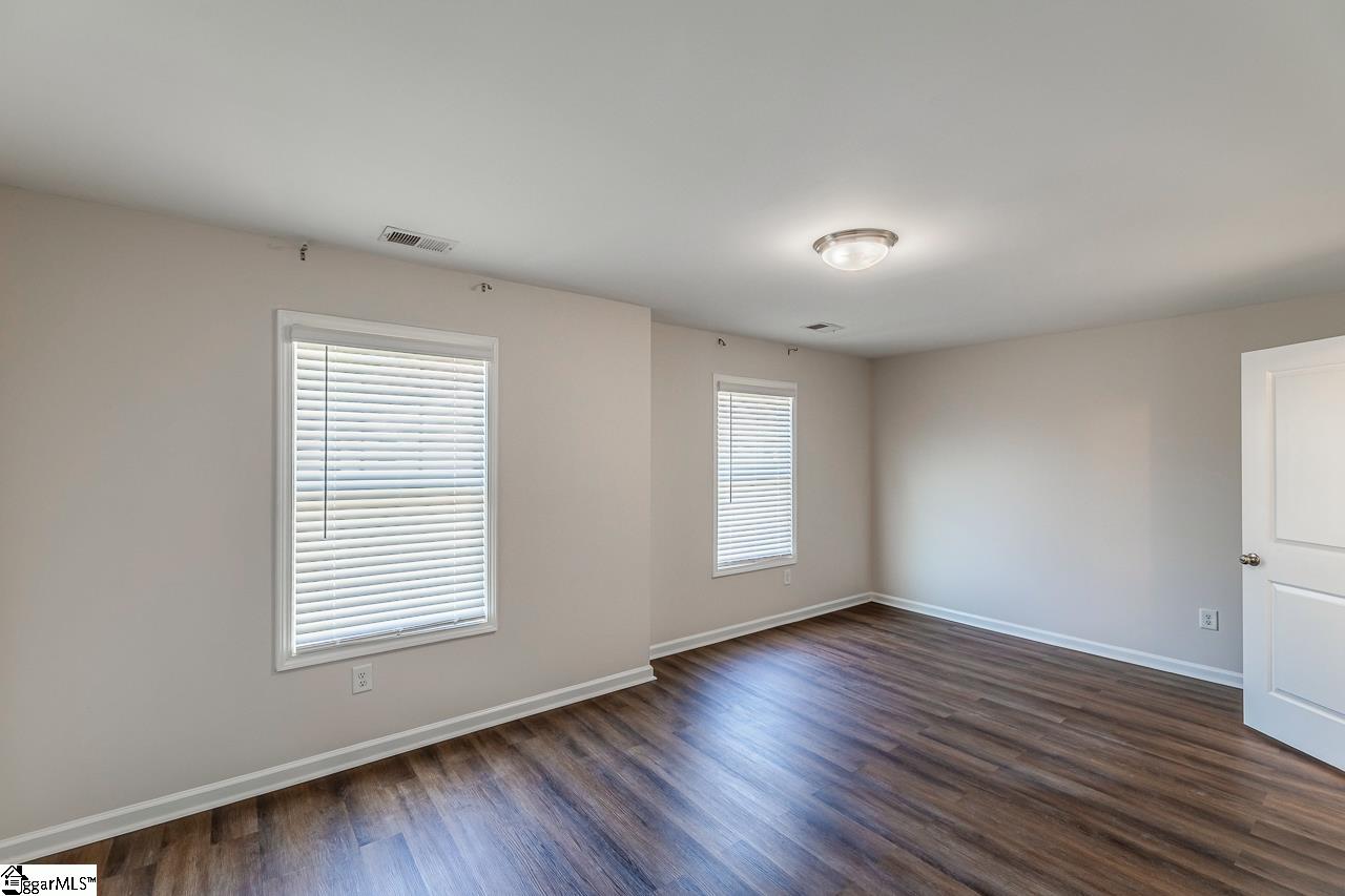 6 Ashborne Lane Simpsonville, SC 29681
