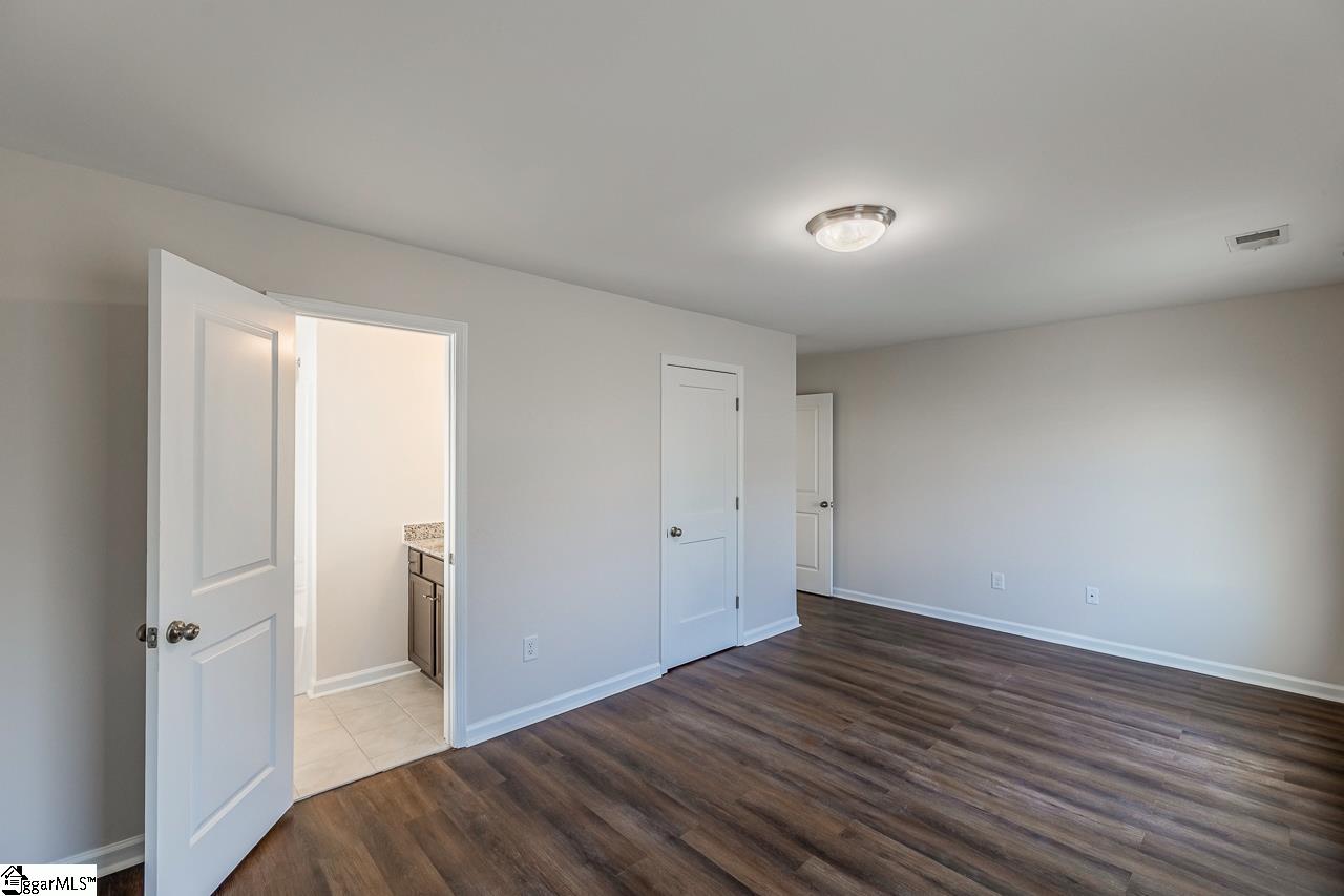 6 Ashborne Lane Simpsonville, SC 29681