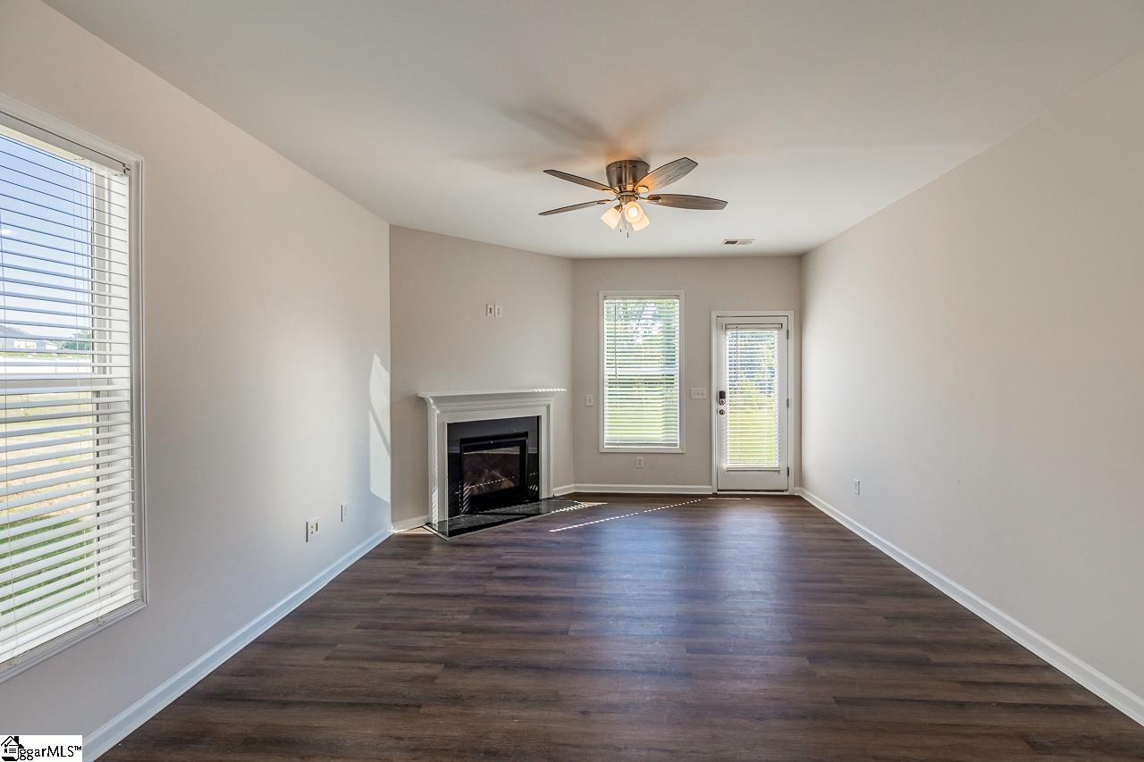 6 Ashborne Lane Simpsonville, SC 29681