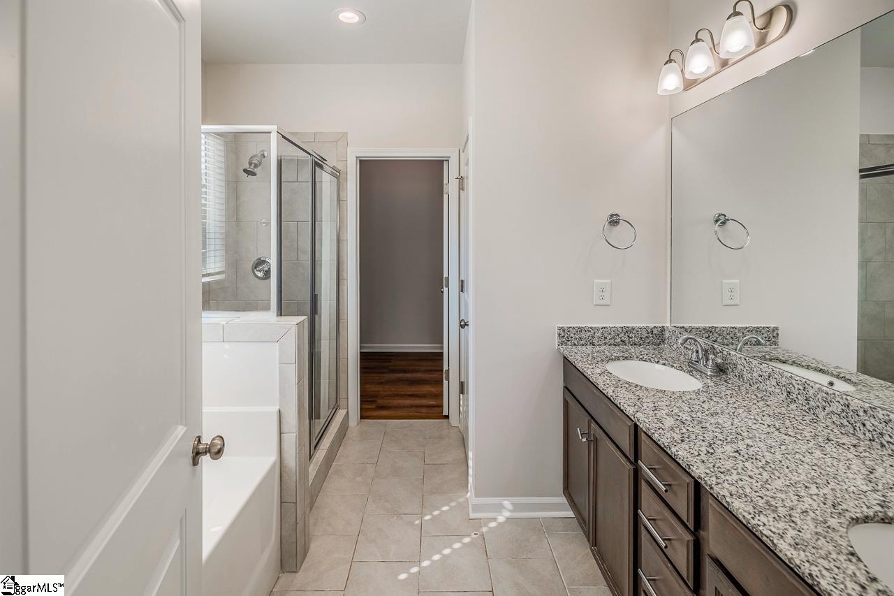 6 Ashborne Lane Simpsonville, SC 29681