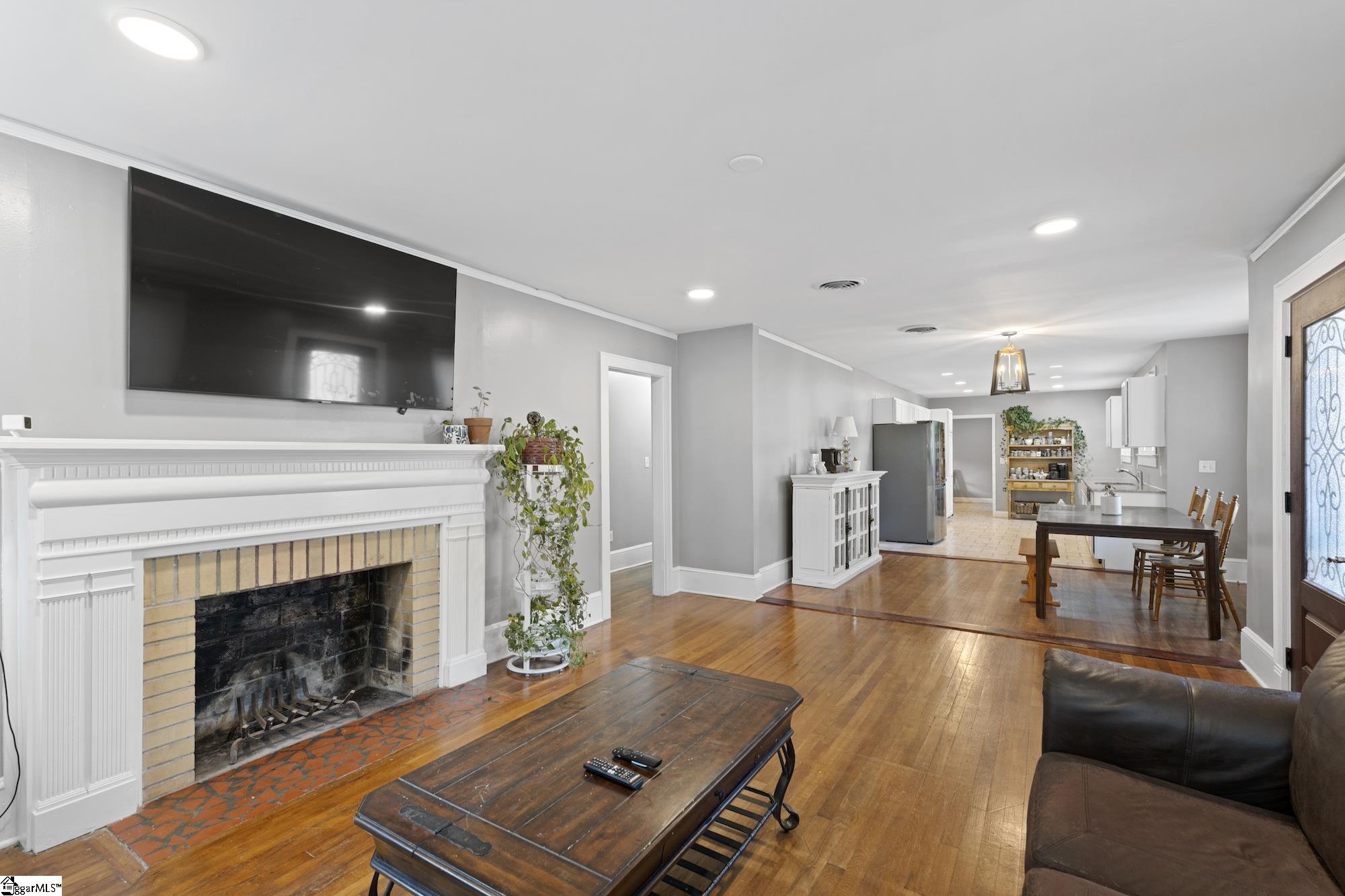 104 S Green Street Williamston, SC 29697