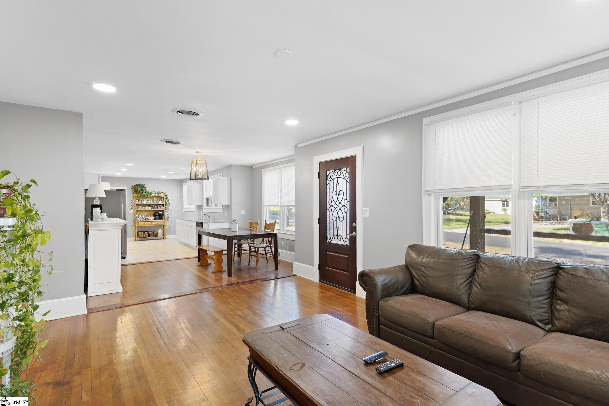 104 S Green Street Williamston, SC 29697