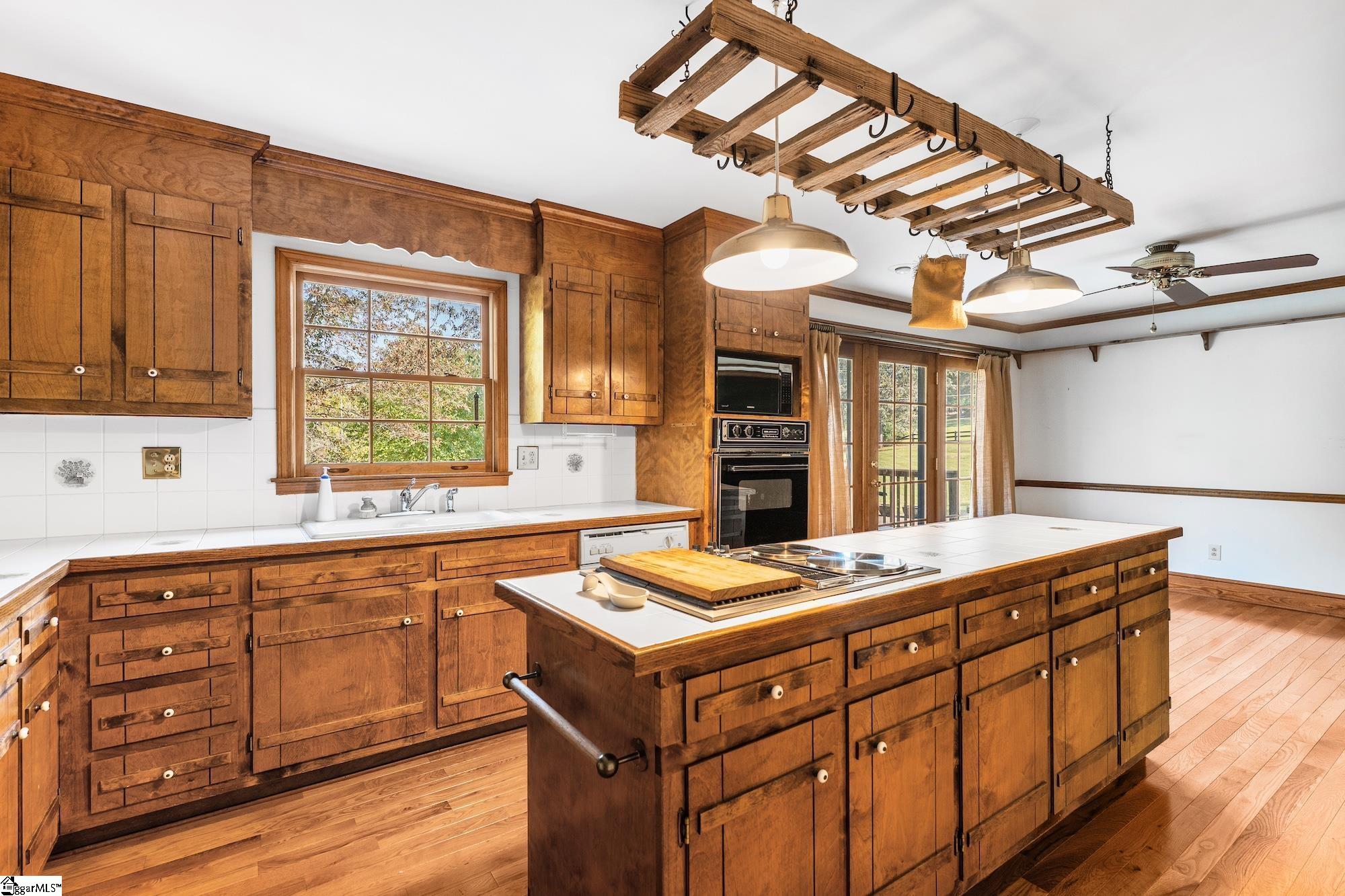 530 Old Hunts Bridge Road Greenville, SC 29617