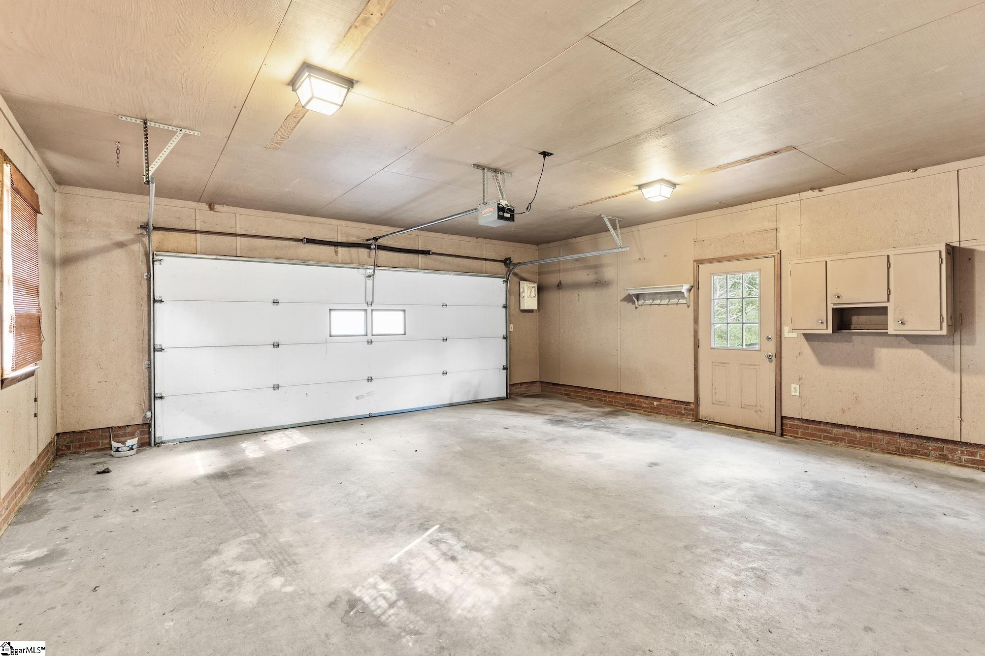 530 Old Hunts Bridge Road Greenville, SC 29617