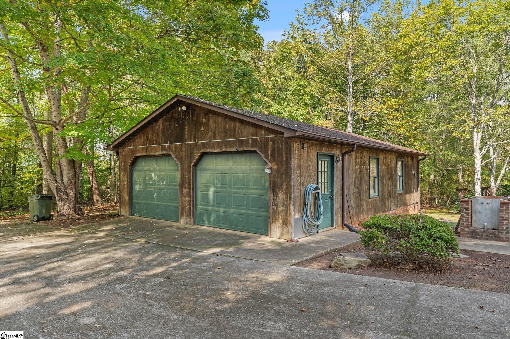 530 Old Hunts Bridge Road Greenville, SC 29617
