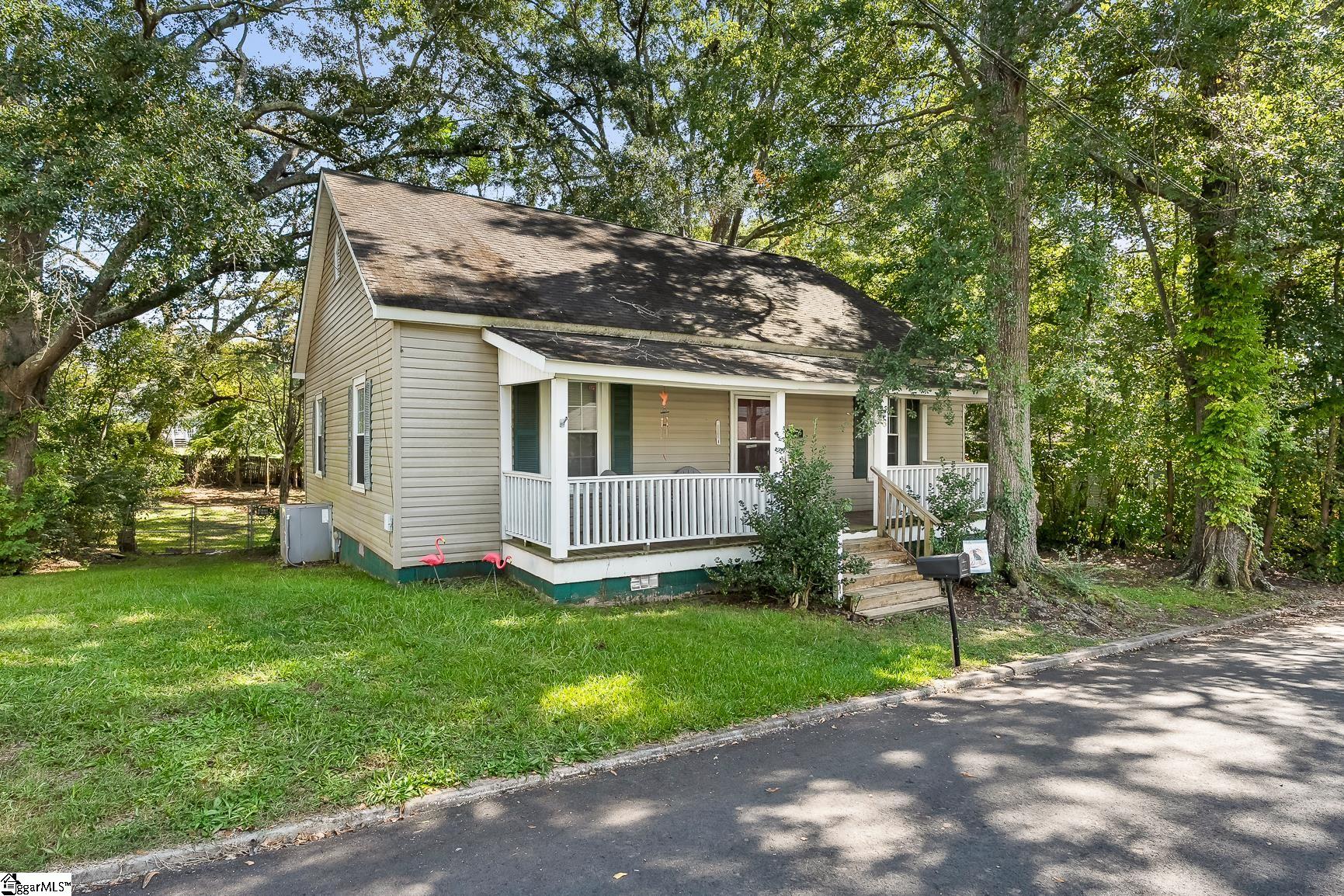 6 W Fleming Street Ware Shoals, SC 29692