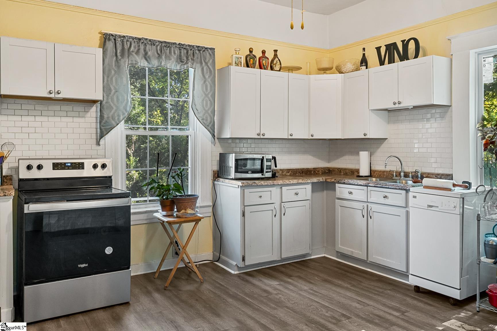 6 W Fleming Street Ware Shoals, SC 29692