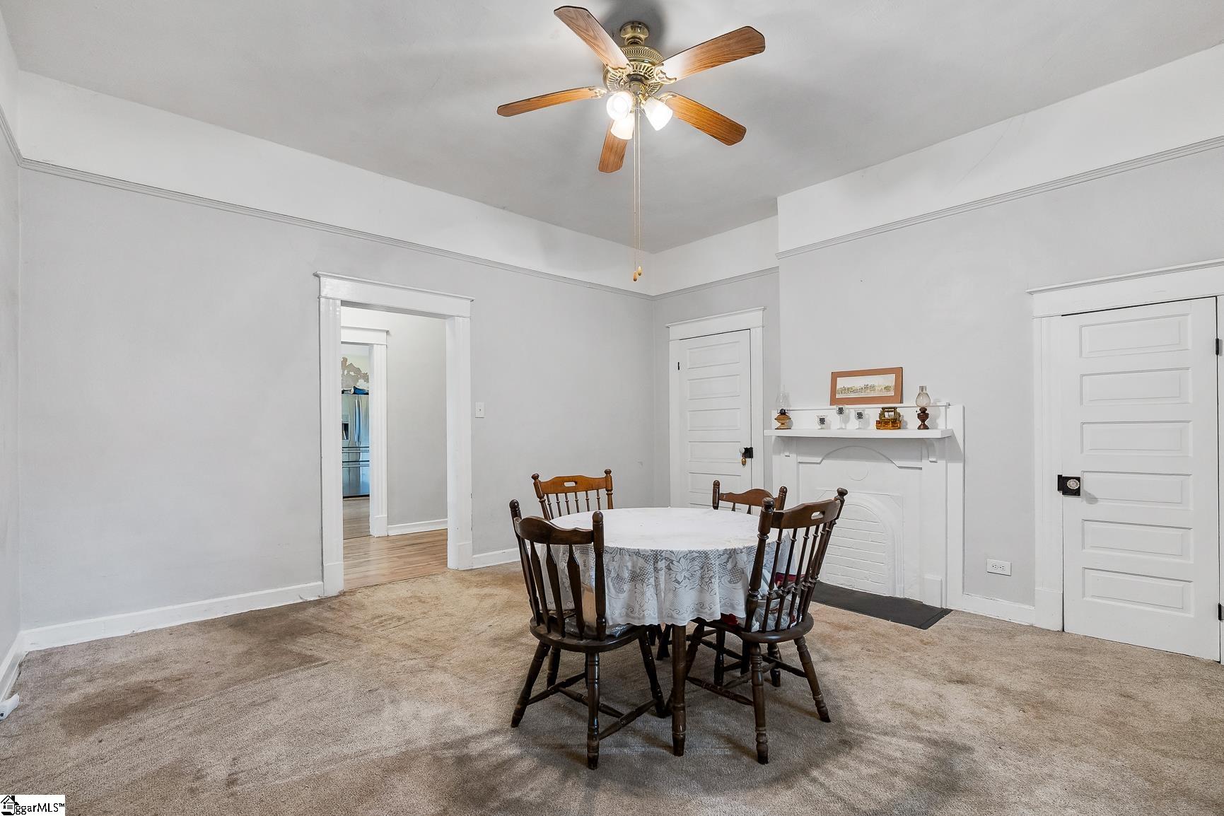 6 W Fleming Street Ware Shoals, SC 29692