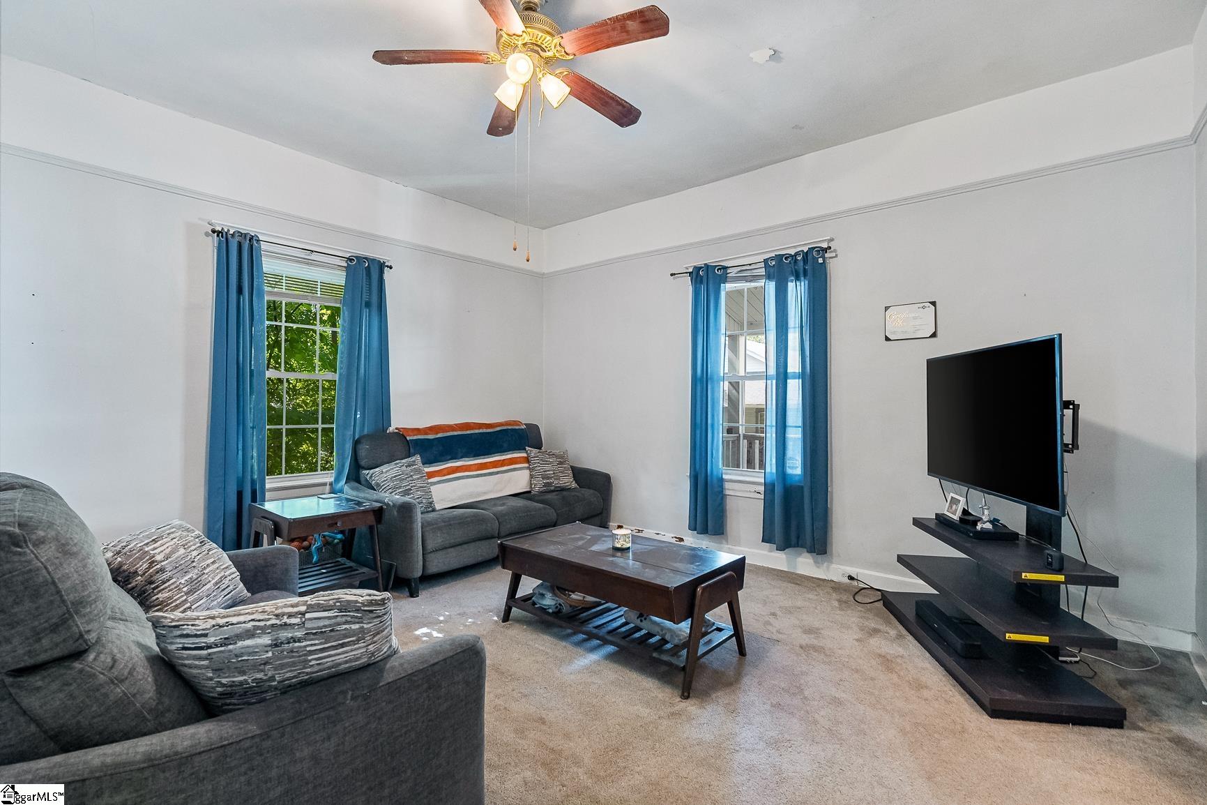 6 W Fleming Street Ware Shoals, SC 29692