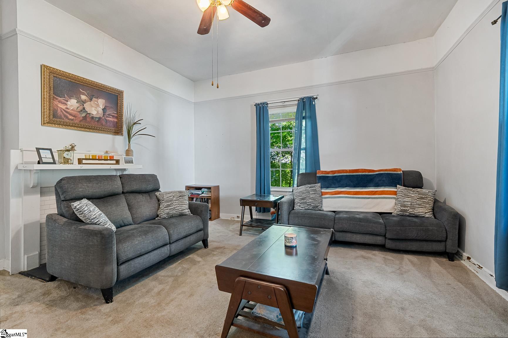 6 W Fleming Street Ware Shoals, SC 29692