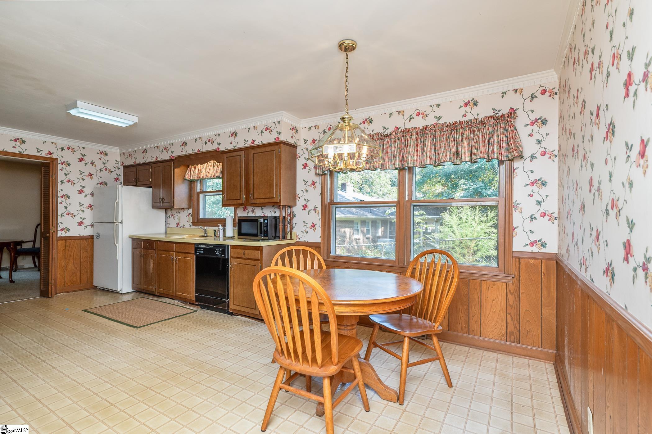 25 Country Club Drive Greer, SC 29651