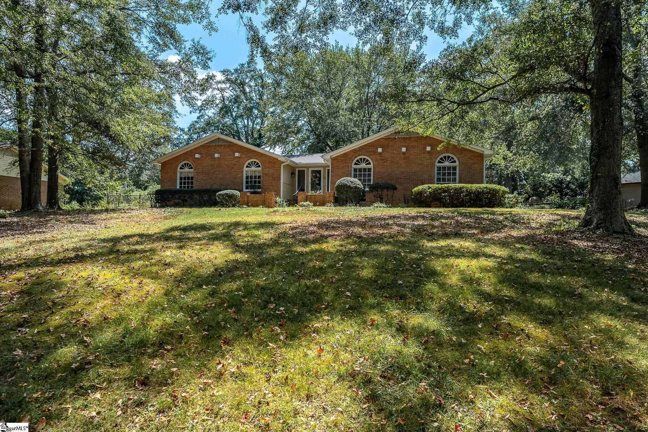 25 Country Club Drive Greer, SC 29651