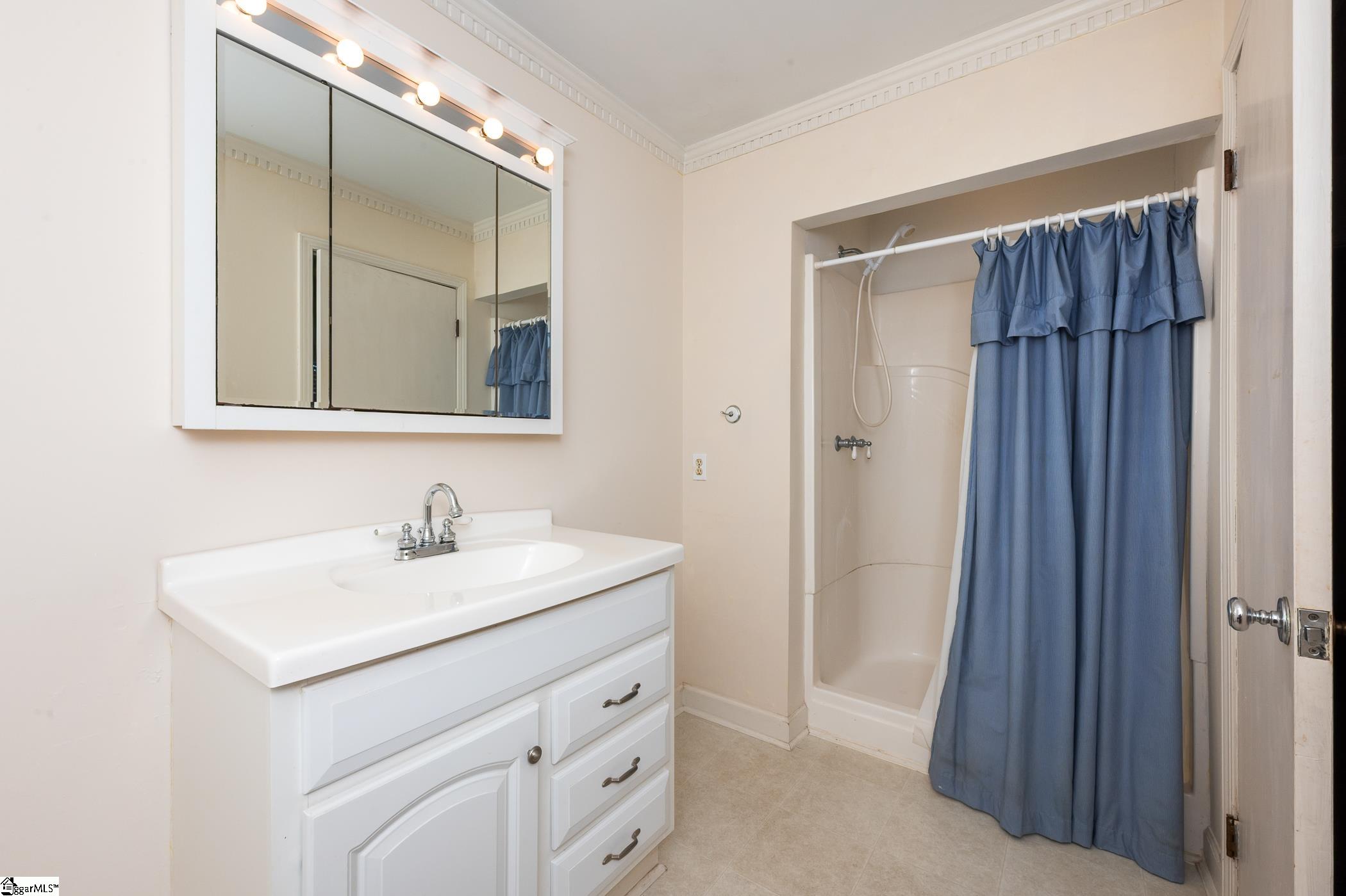 25 Country Club Drive Greer, SC 29651