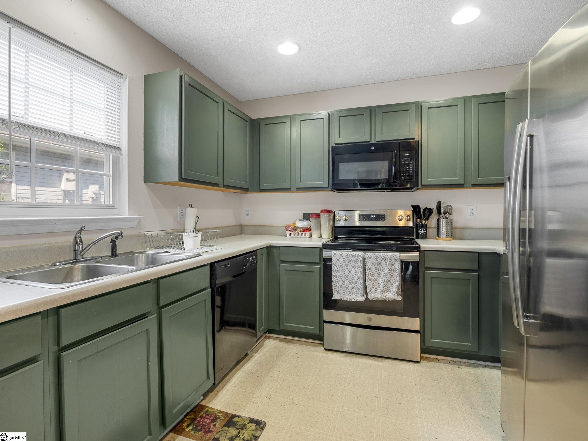 620 Thornbird Circle Boiling Springs, SC 29316