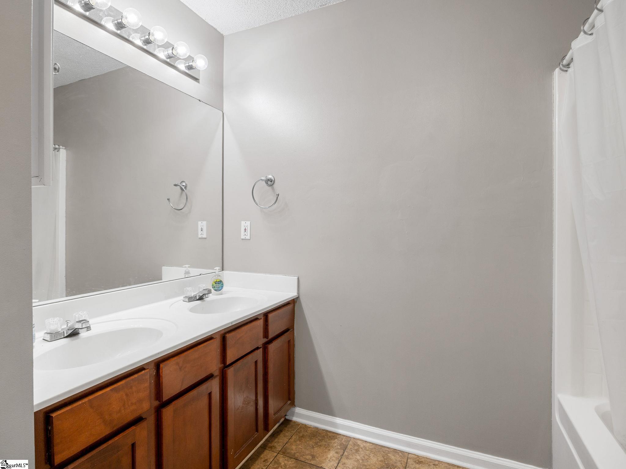620 Thornbird Circle Boiling Springs, SC 29316