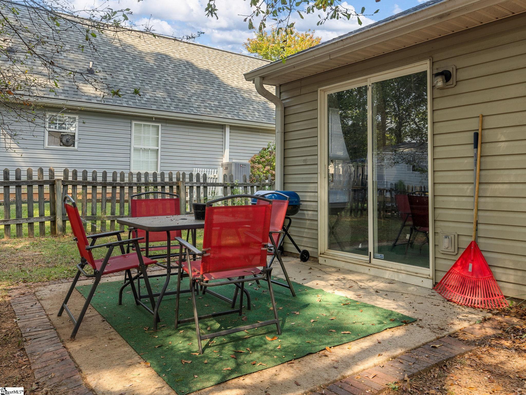 620 Thornbird Circle Boiling Springs, SC 29316