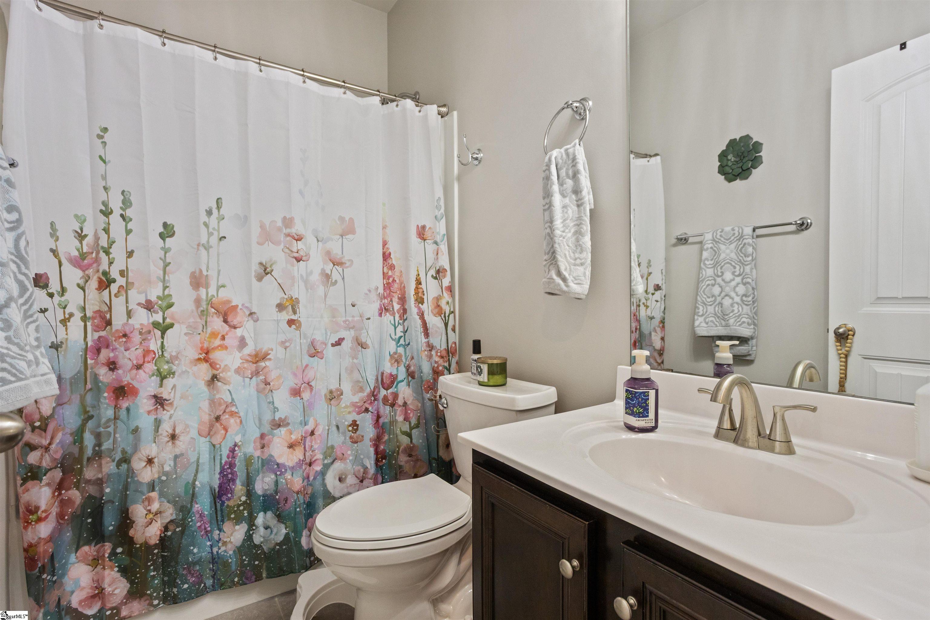 190 Colfax Drive Boiling Springs, SC 29316