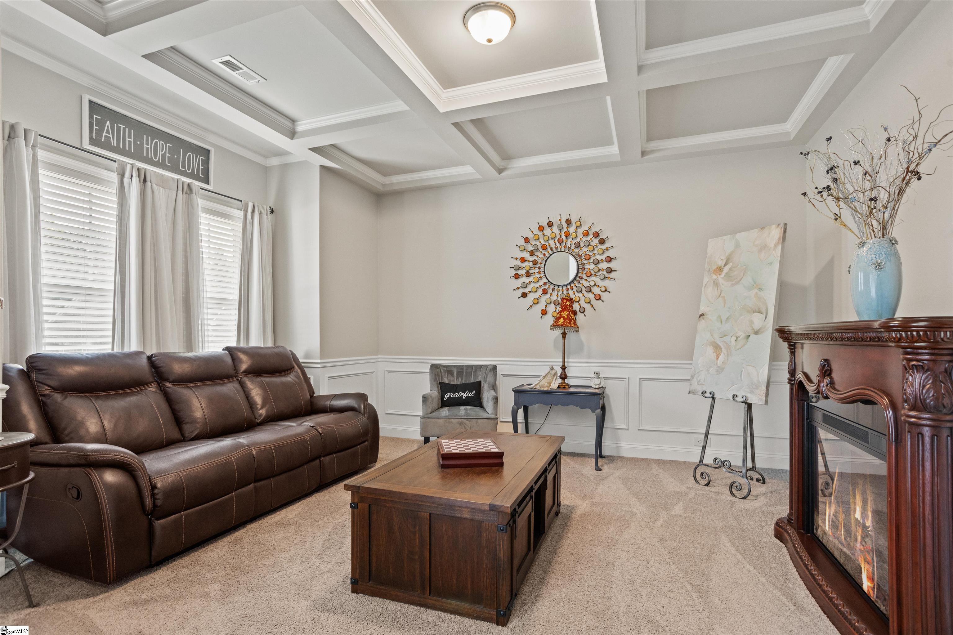 190 Colfax Drive Boiling Springs, SC 29316