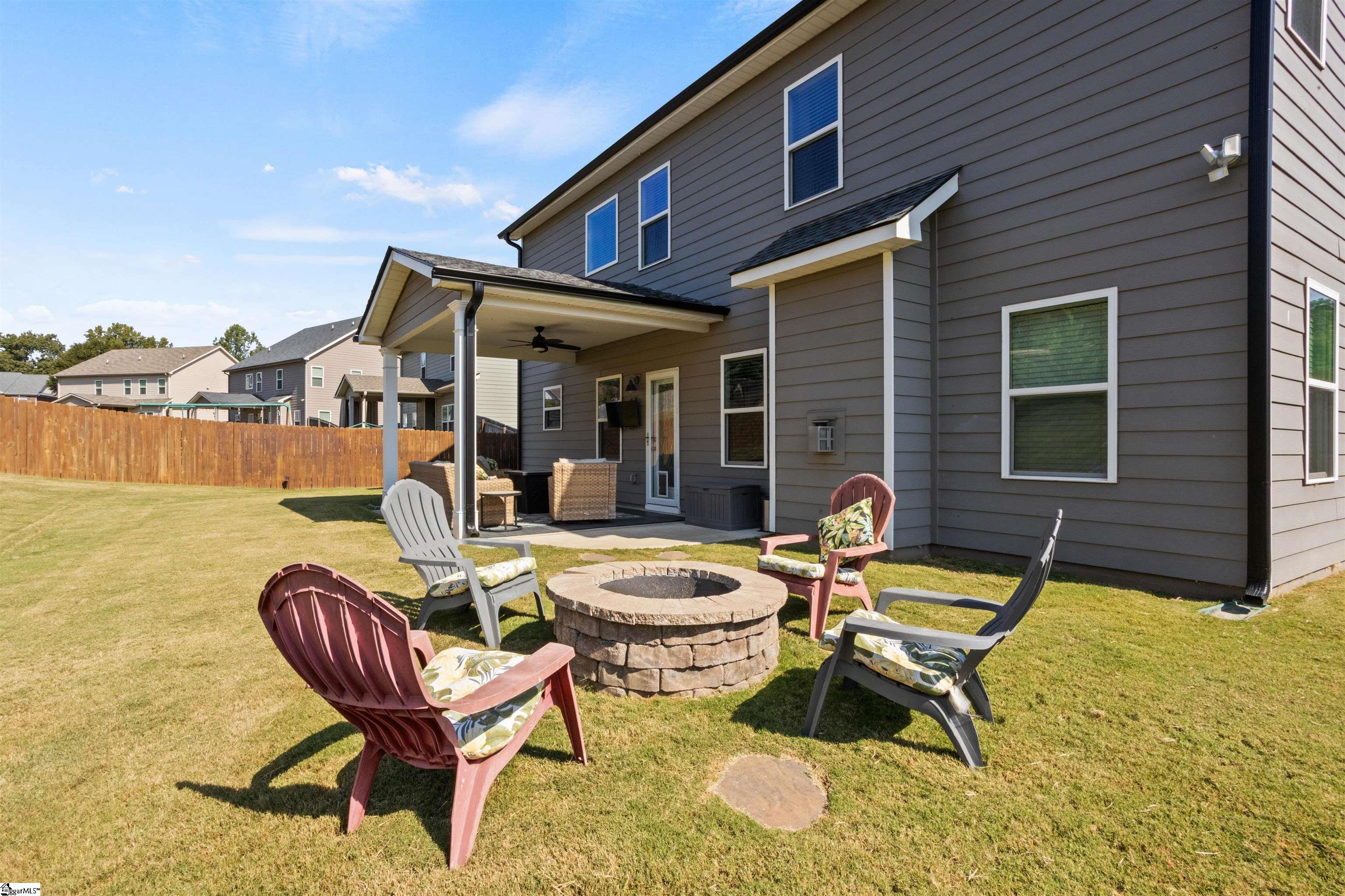 190 Colfax Drive Boiling Springs, SC 29316