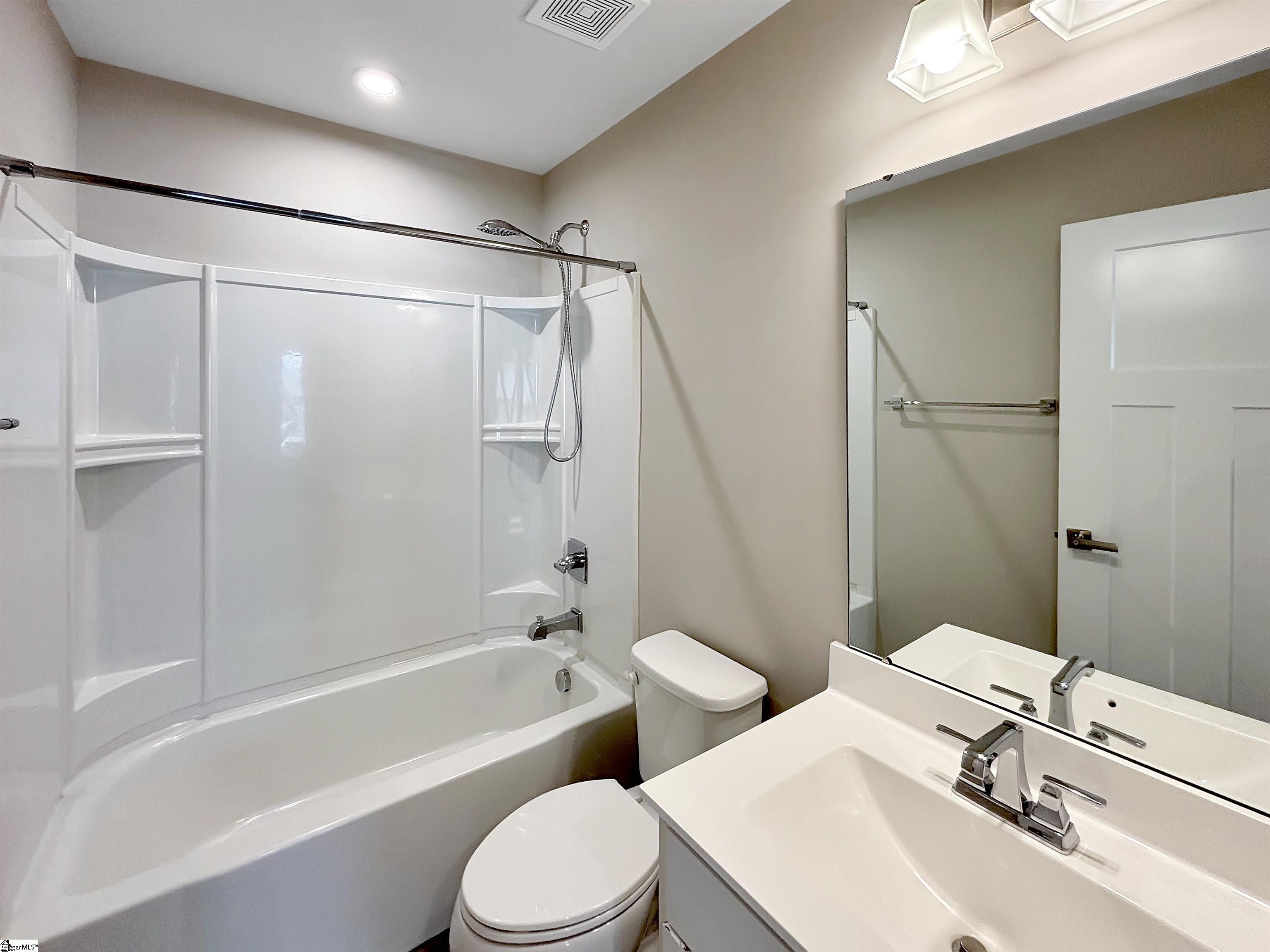 227 Clearwood Drive Simpsonville, SC 29681