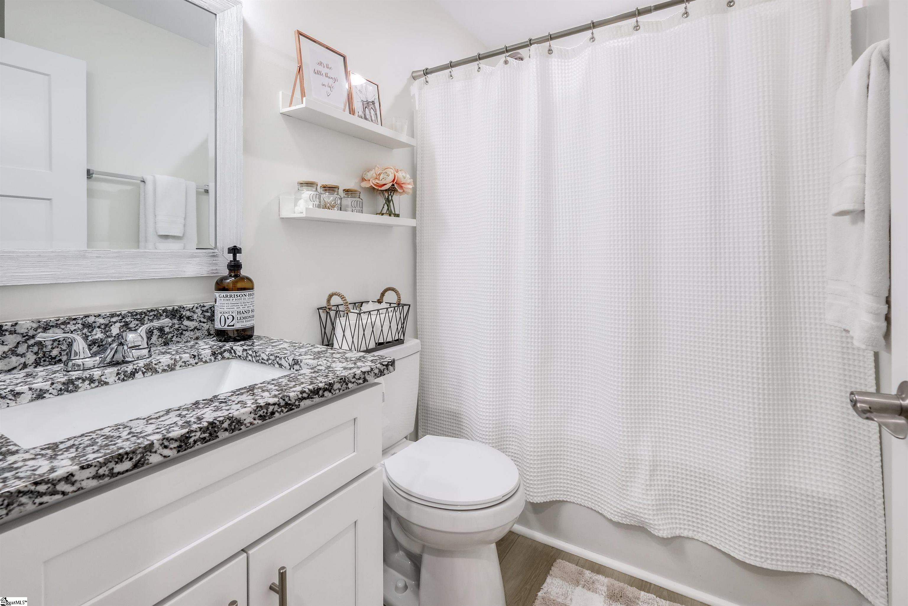 202 Eastberrys Creek Road Duncan, SC 29334