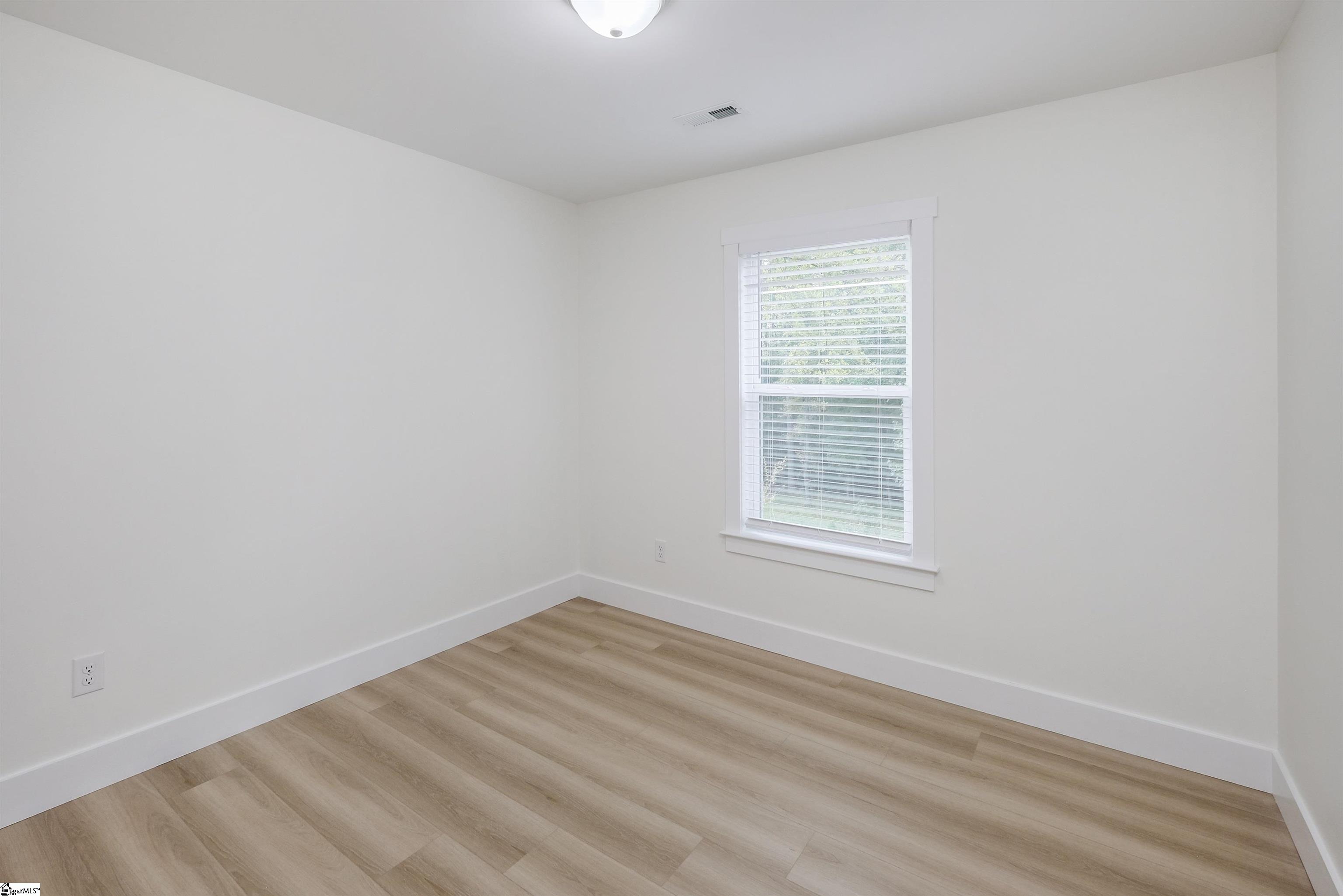 202 Eastberrys Creek Road Duncan, SC 29334