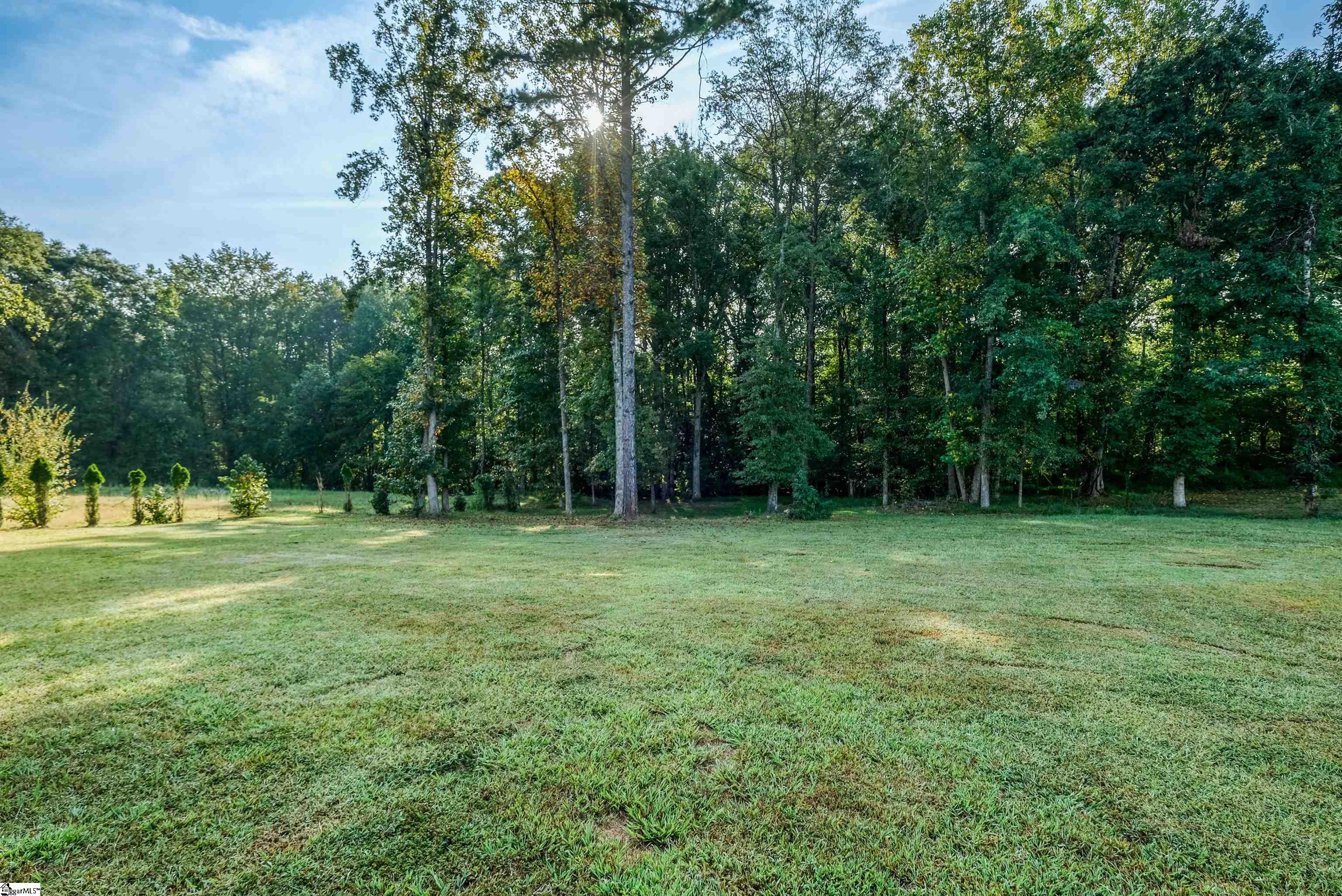 202 Eastberrys Creek Road Duncan, SC 29334