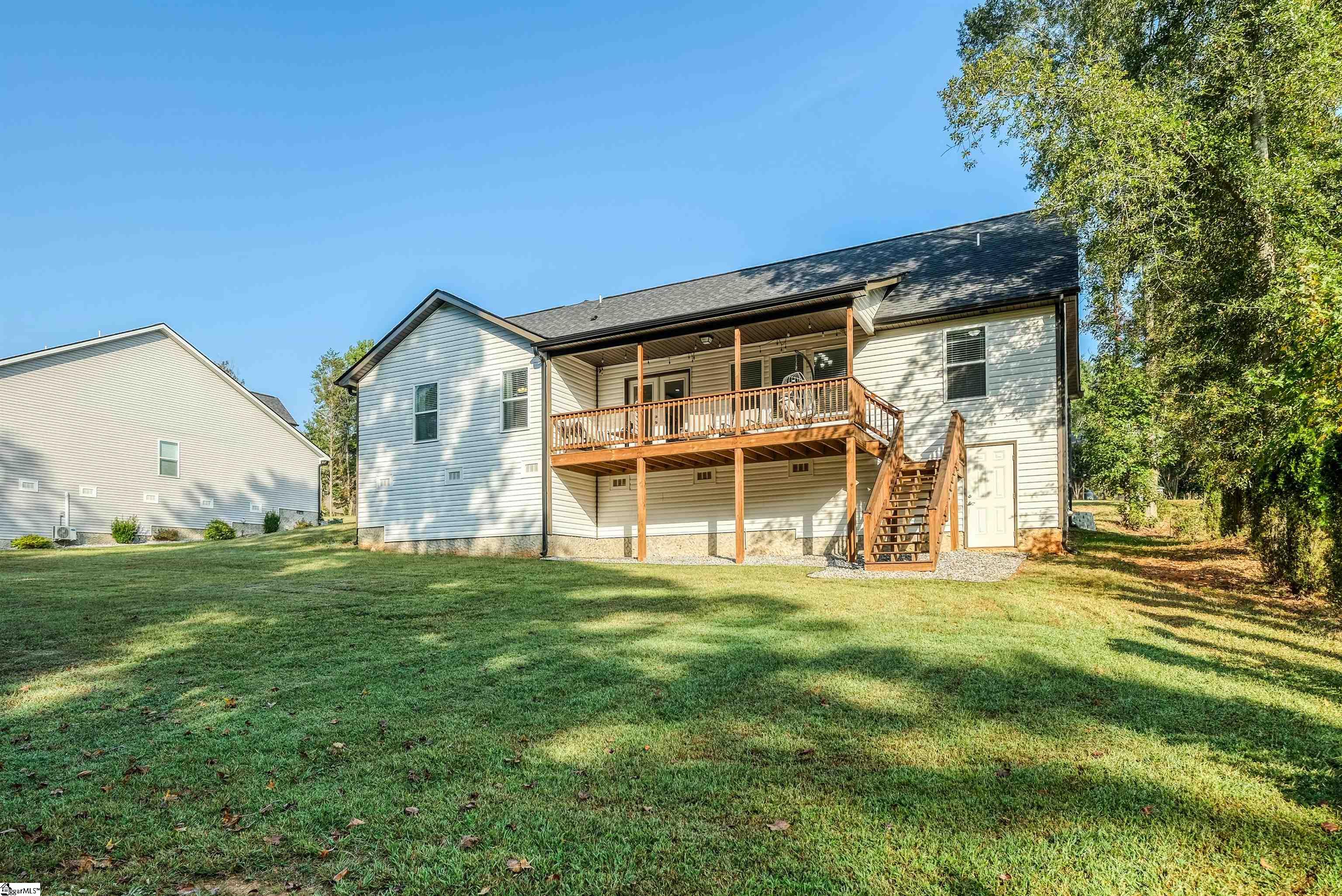 202 Eastberrys Creek Road Duncan, SC 29334