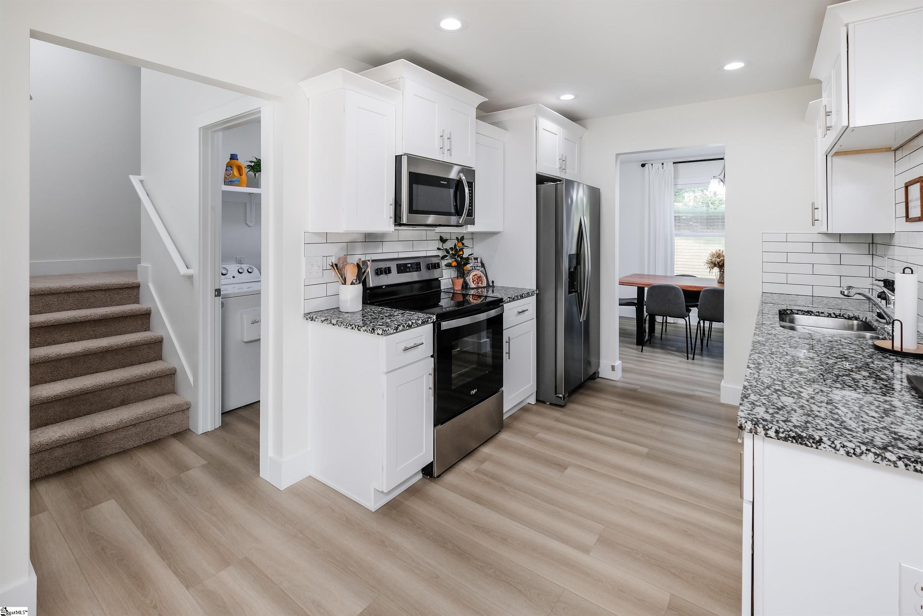 202 Eastberrys Creek Road Duncan, SC 29334