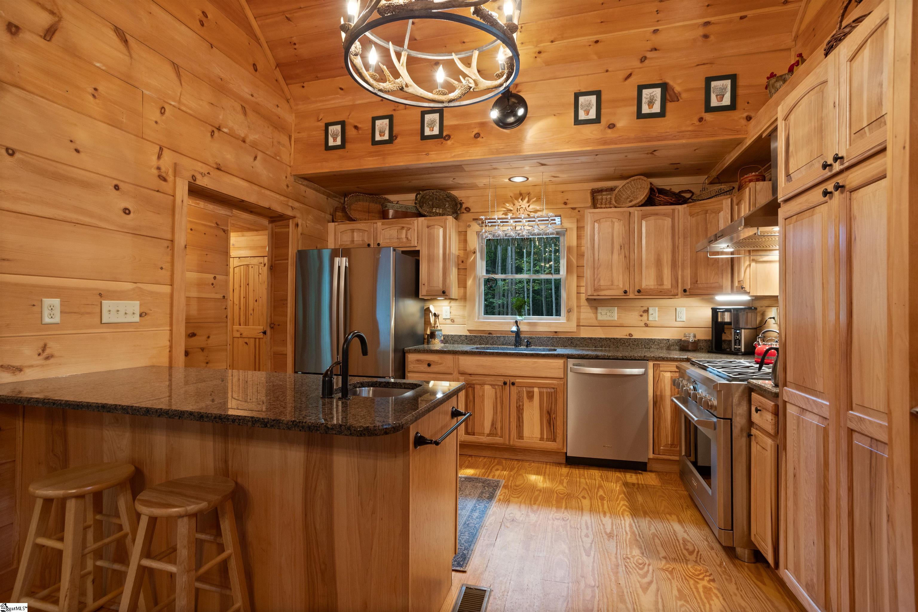 650 McDowell Road Columbus, NC 28722