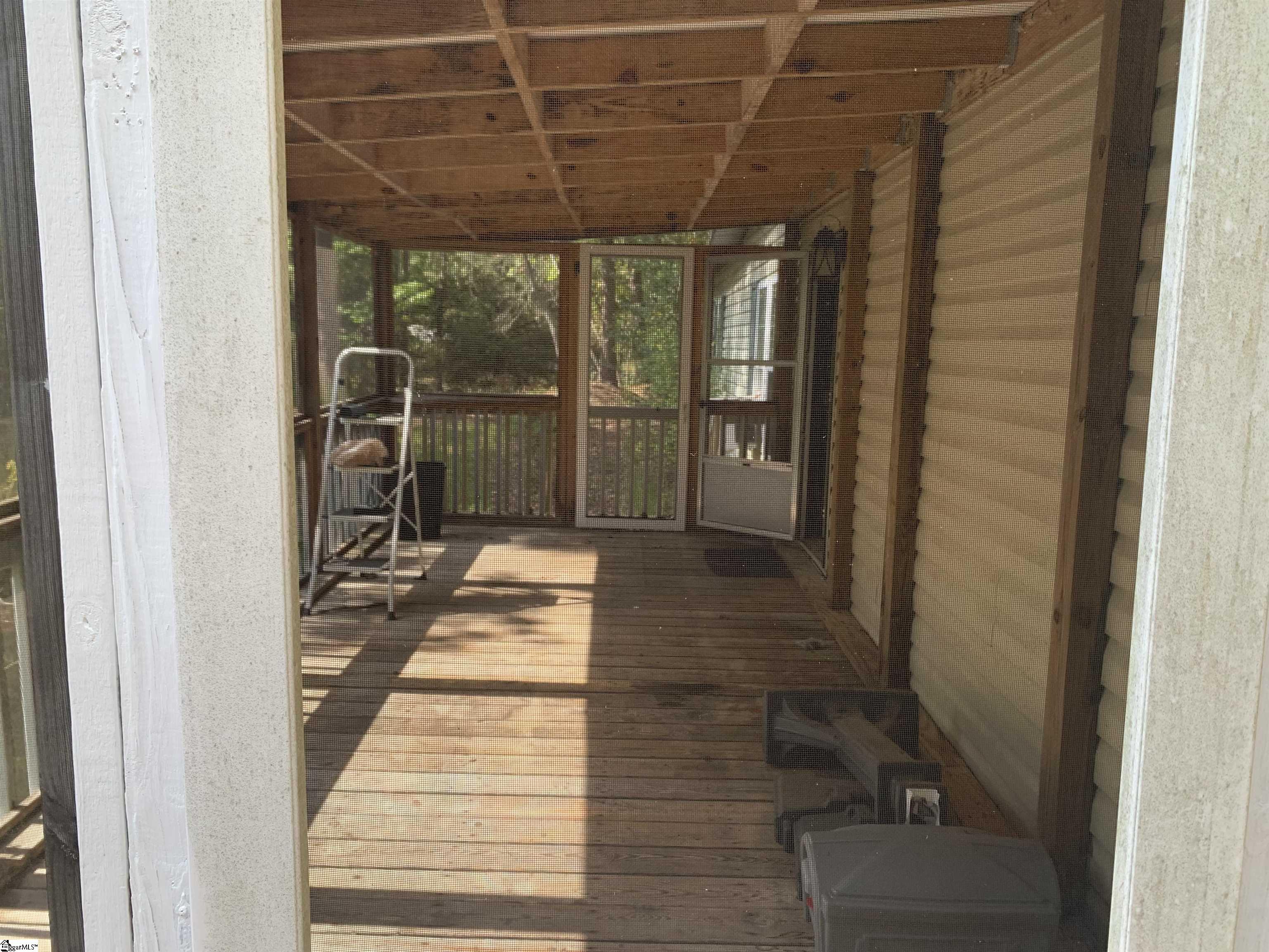 719 Shelor Ferry Road Fair Play, SC 29643