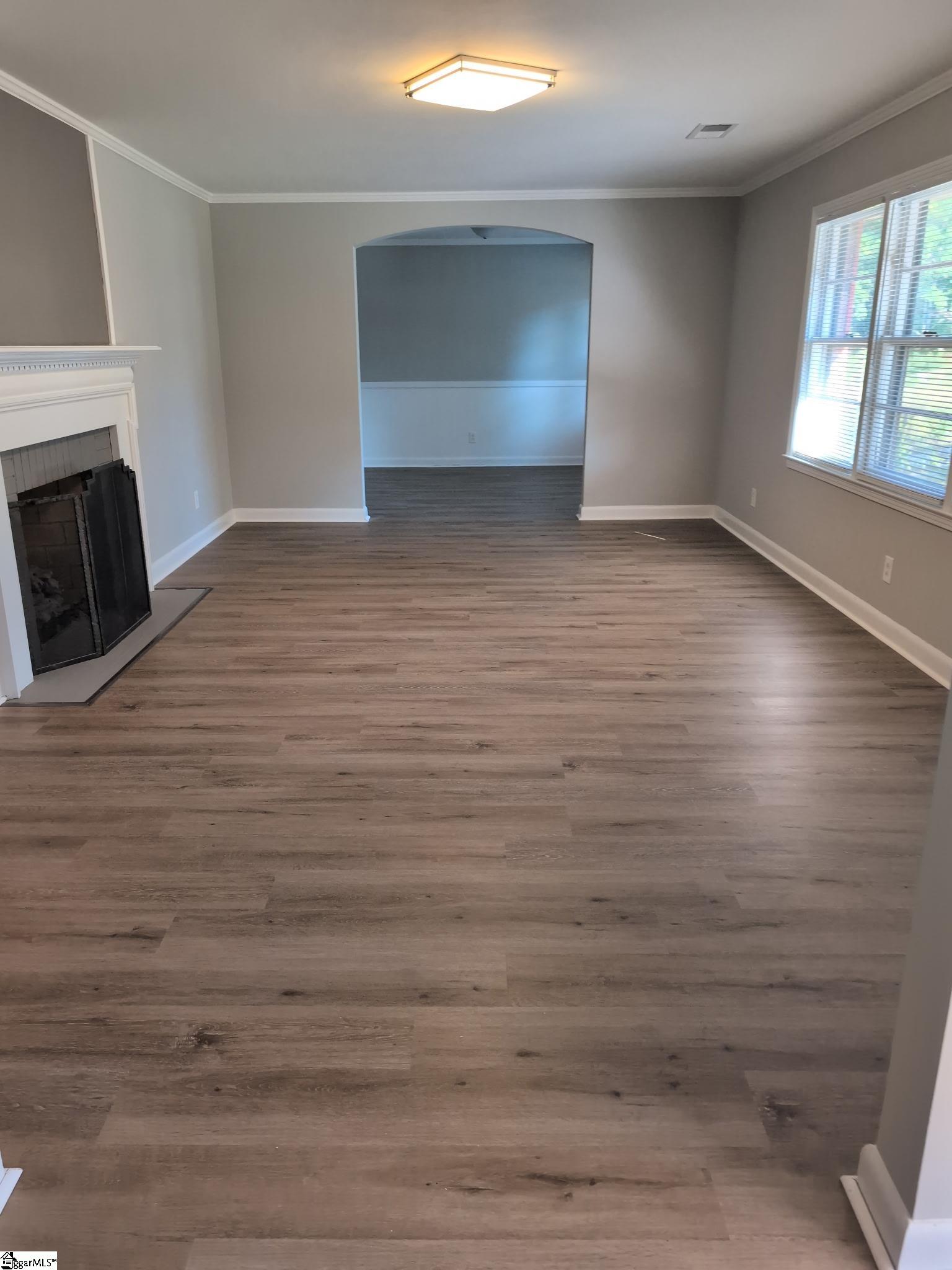 218 Saratoga Avenue Spartanburg, SC 29302