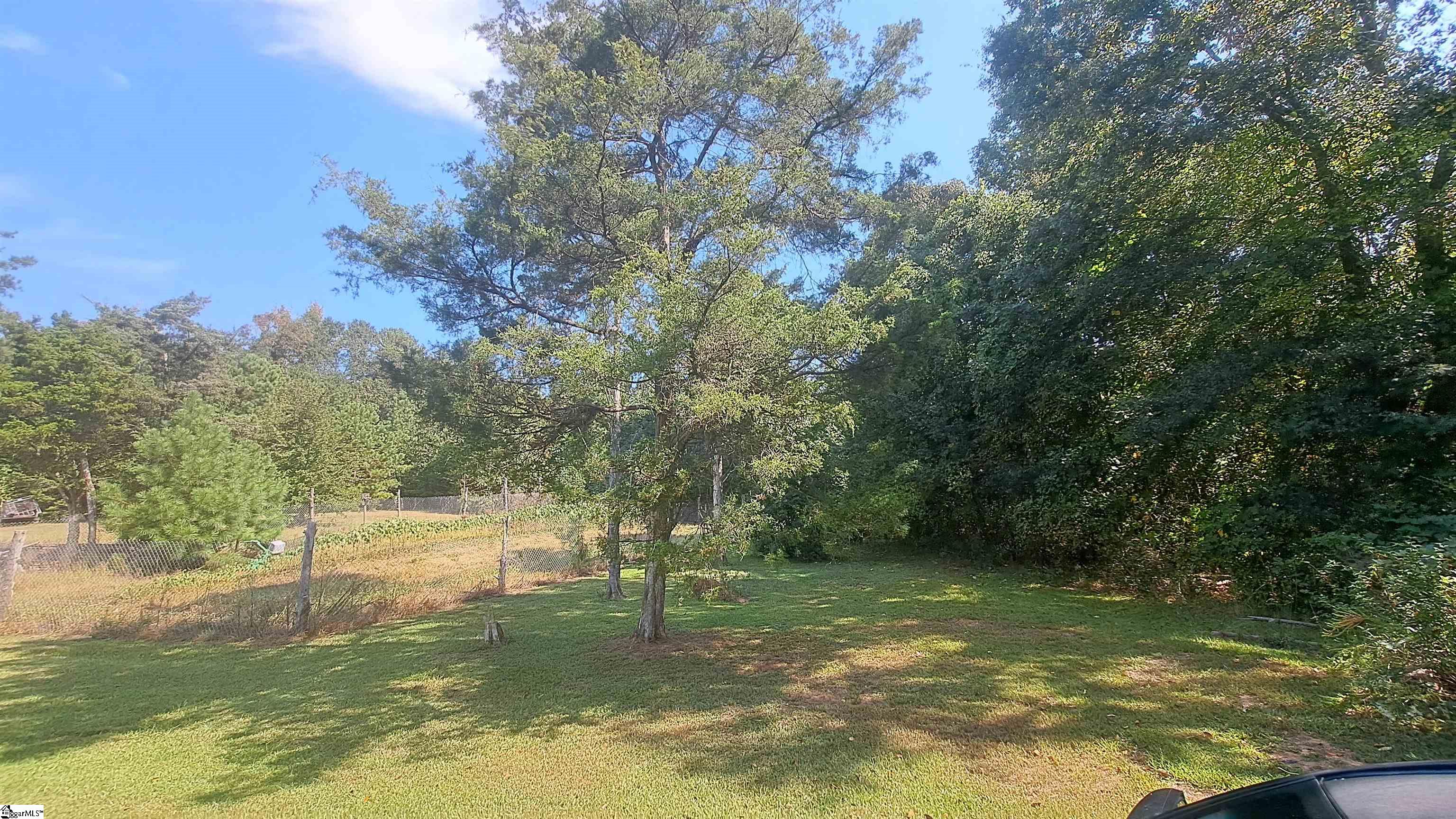 726 Bill Pearson Road Woodruff, SC 29388
