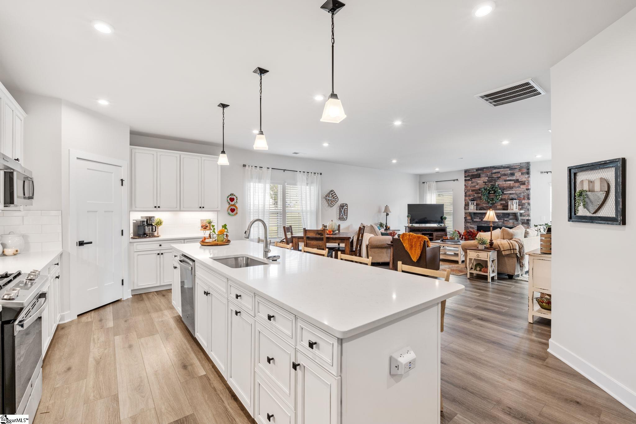 105 Comanche Trail Greenville, SC 29607