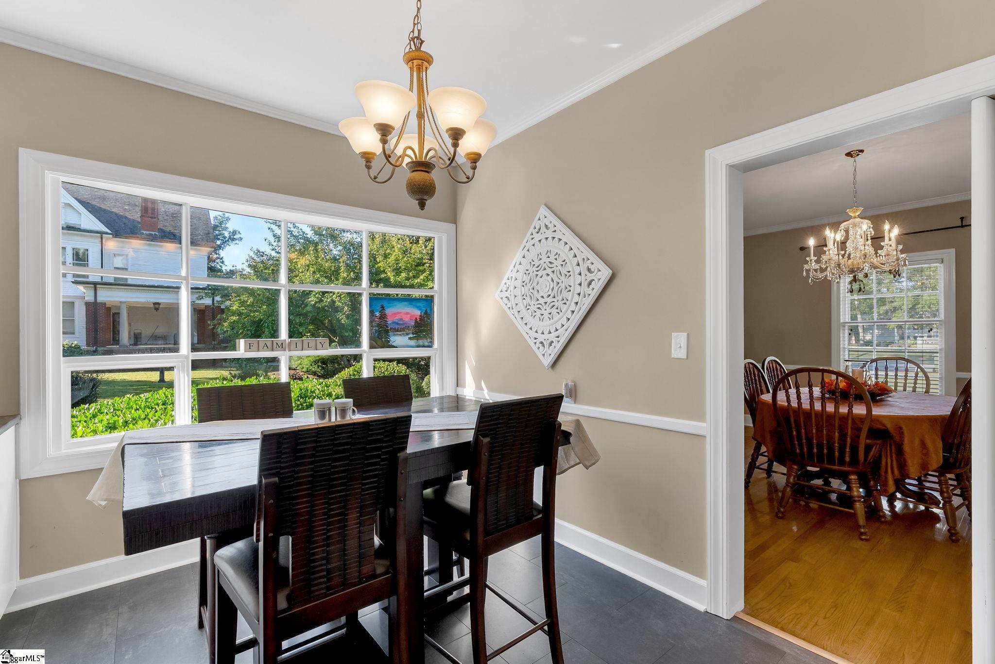 307 S. Broad Street Clinton, SC 29325