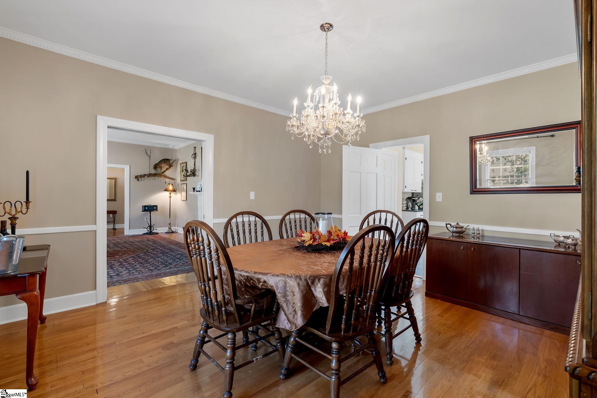 307 S. Broad Street Clinton, SC 29325