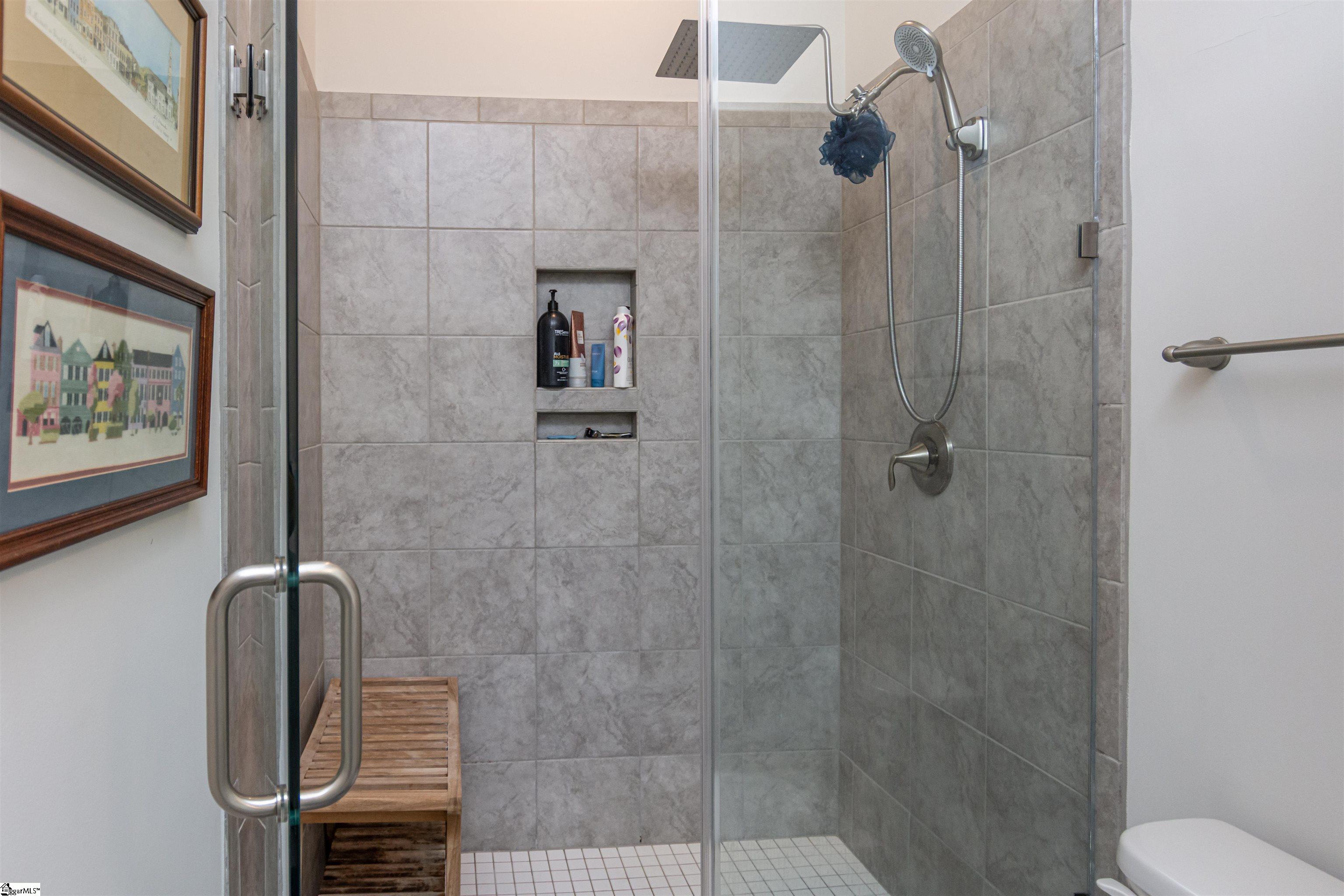 176 Rudisal Street Spartanburg, SC 29302