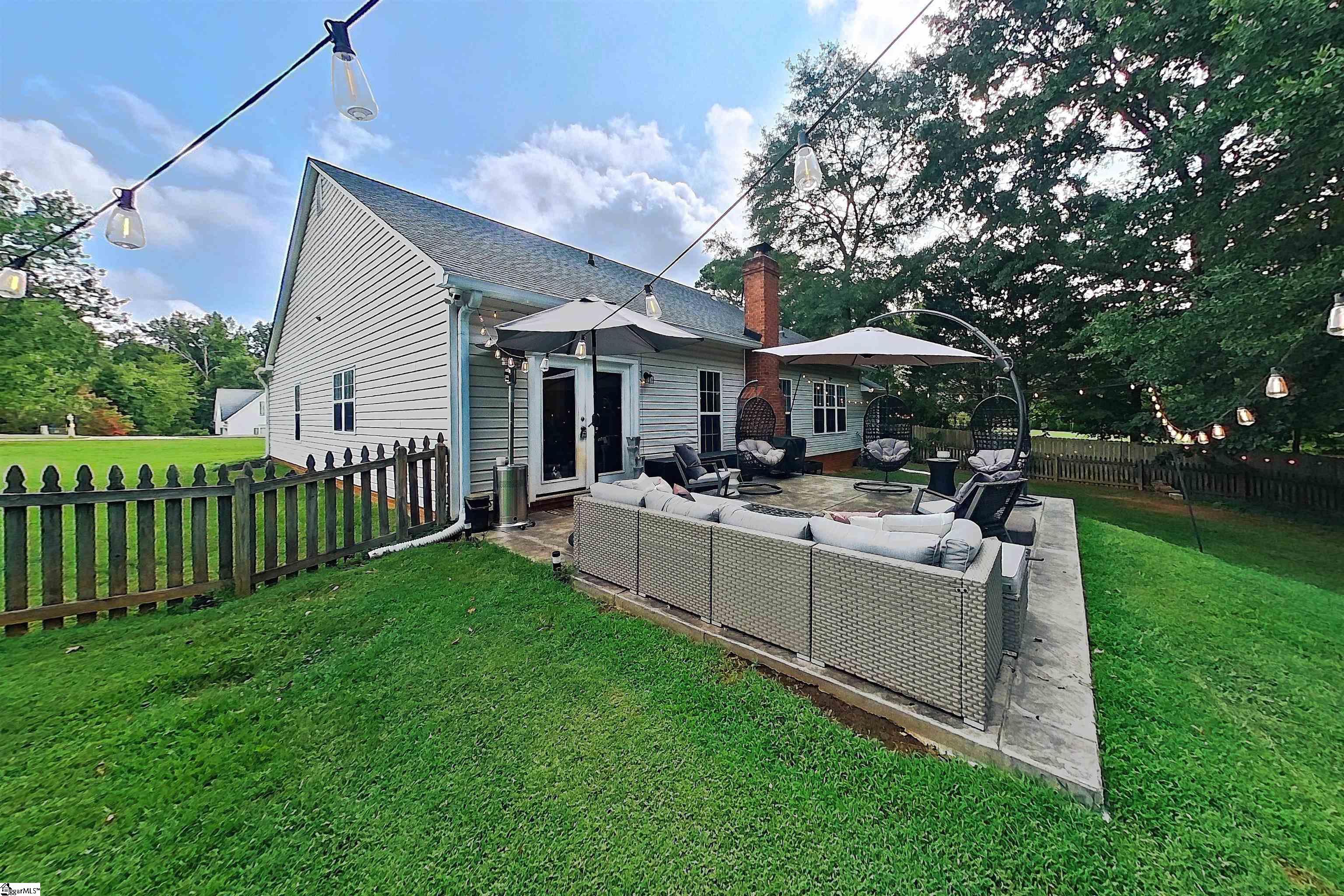 412 Ashley Oaks Drive Moore, SC 29369