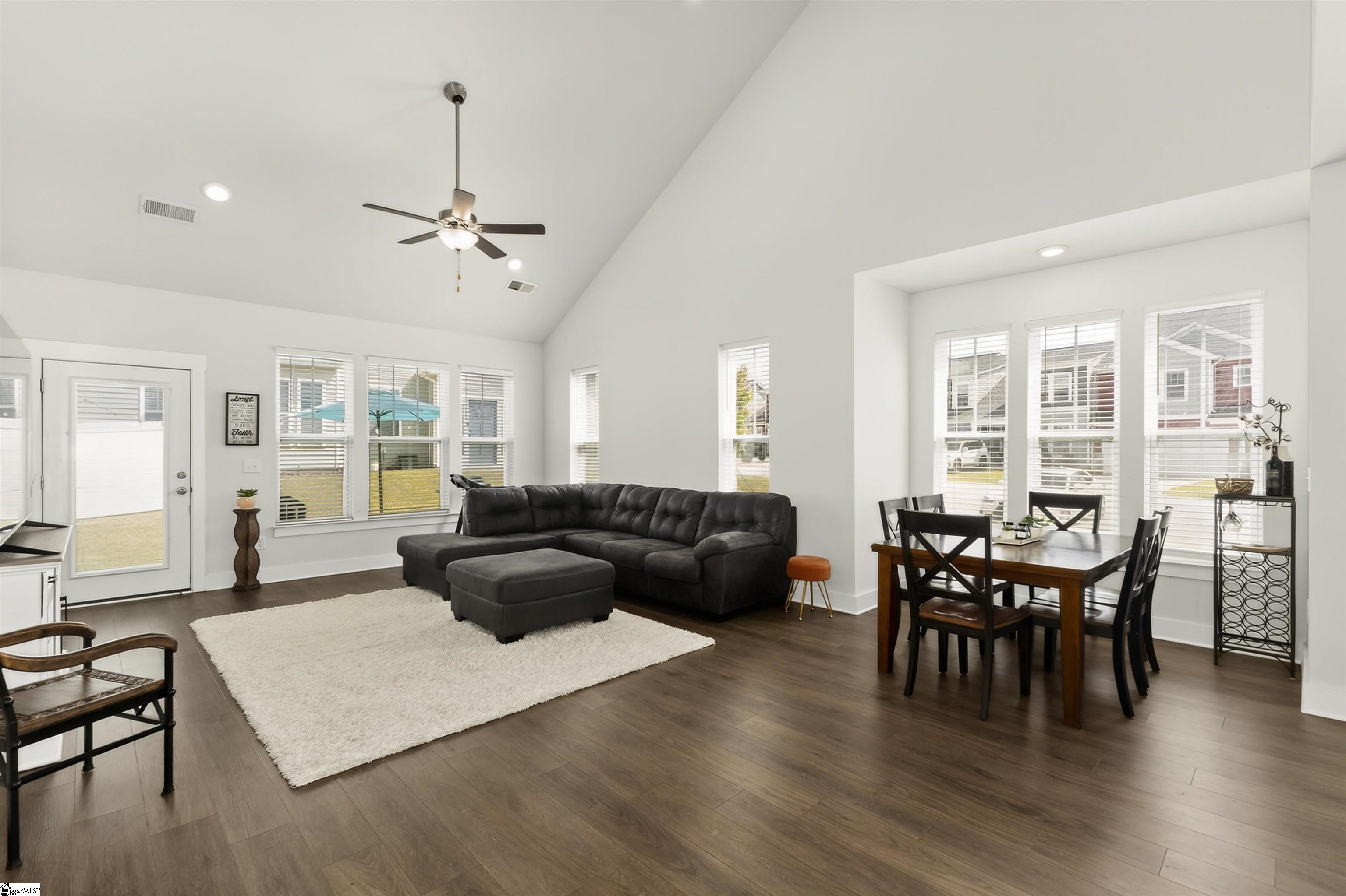 1039 Glohaven Way Boiling Springs, SC 29316