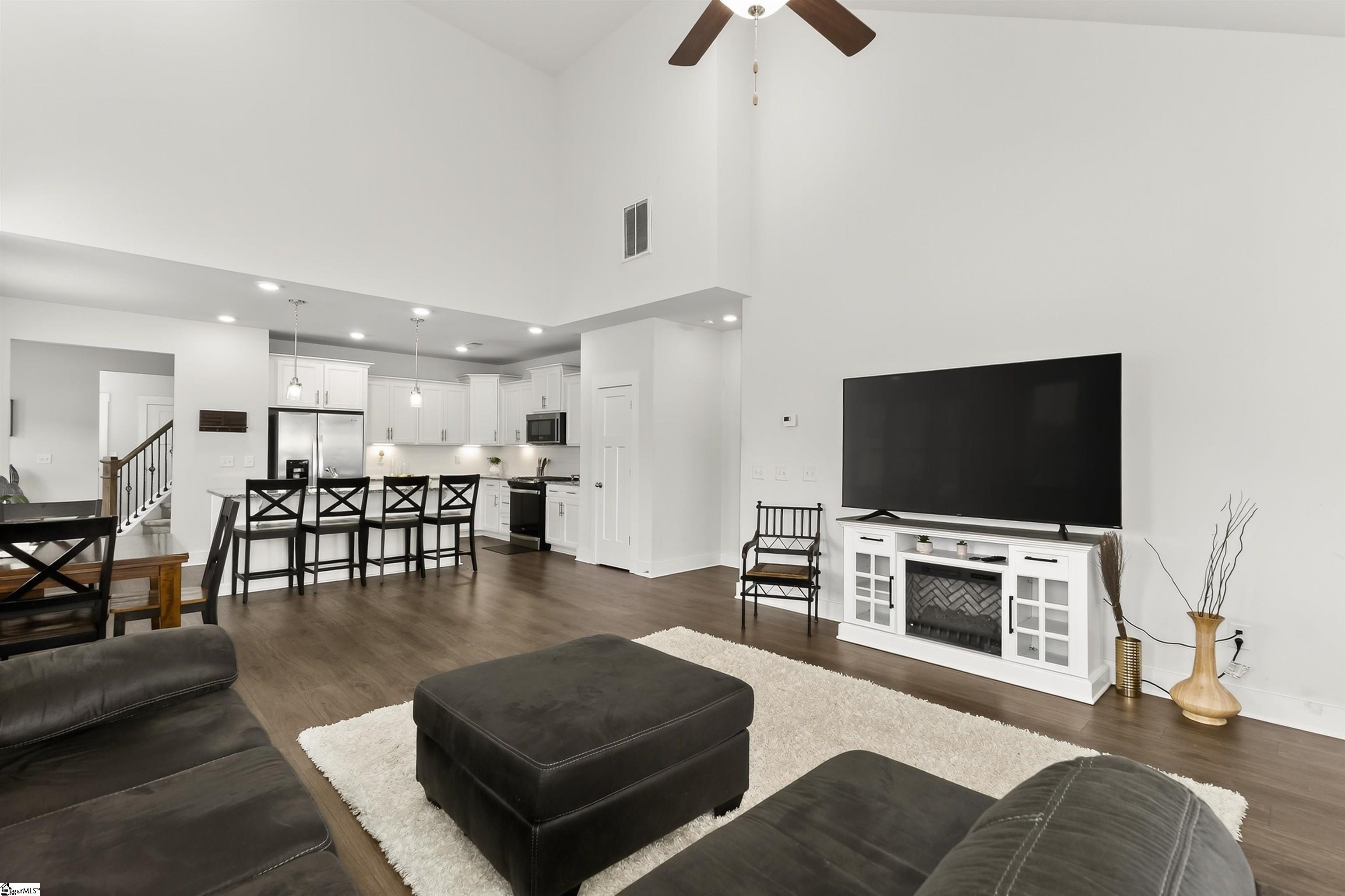 1039 Glohaven Way Boiling Springs, SC 29316
