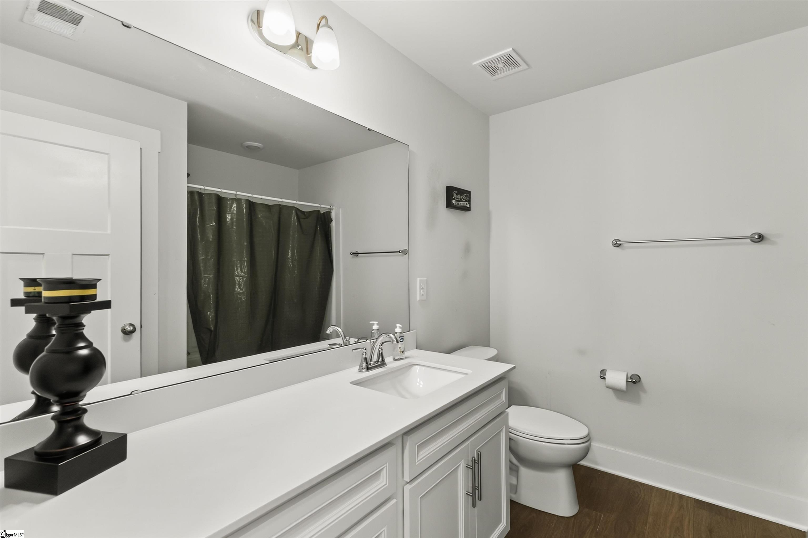 1039 Glohaven Way Boiling Springs, SC 29316