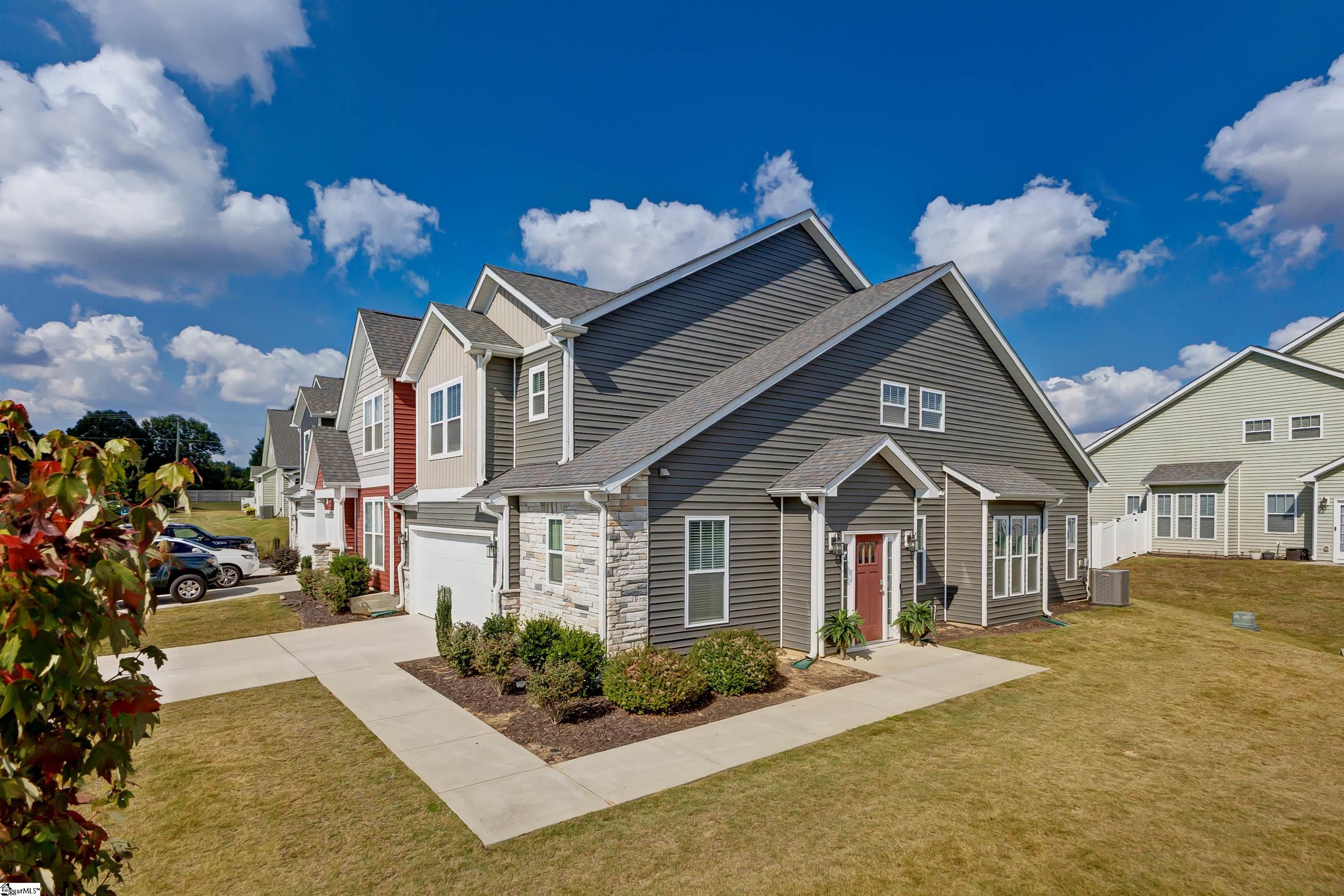 1039 Glohaven Way Boiling Springs, SC 29316