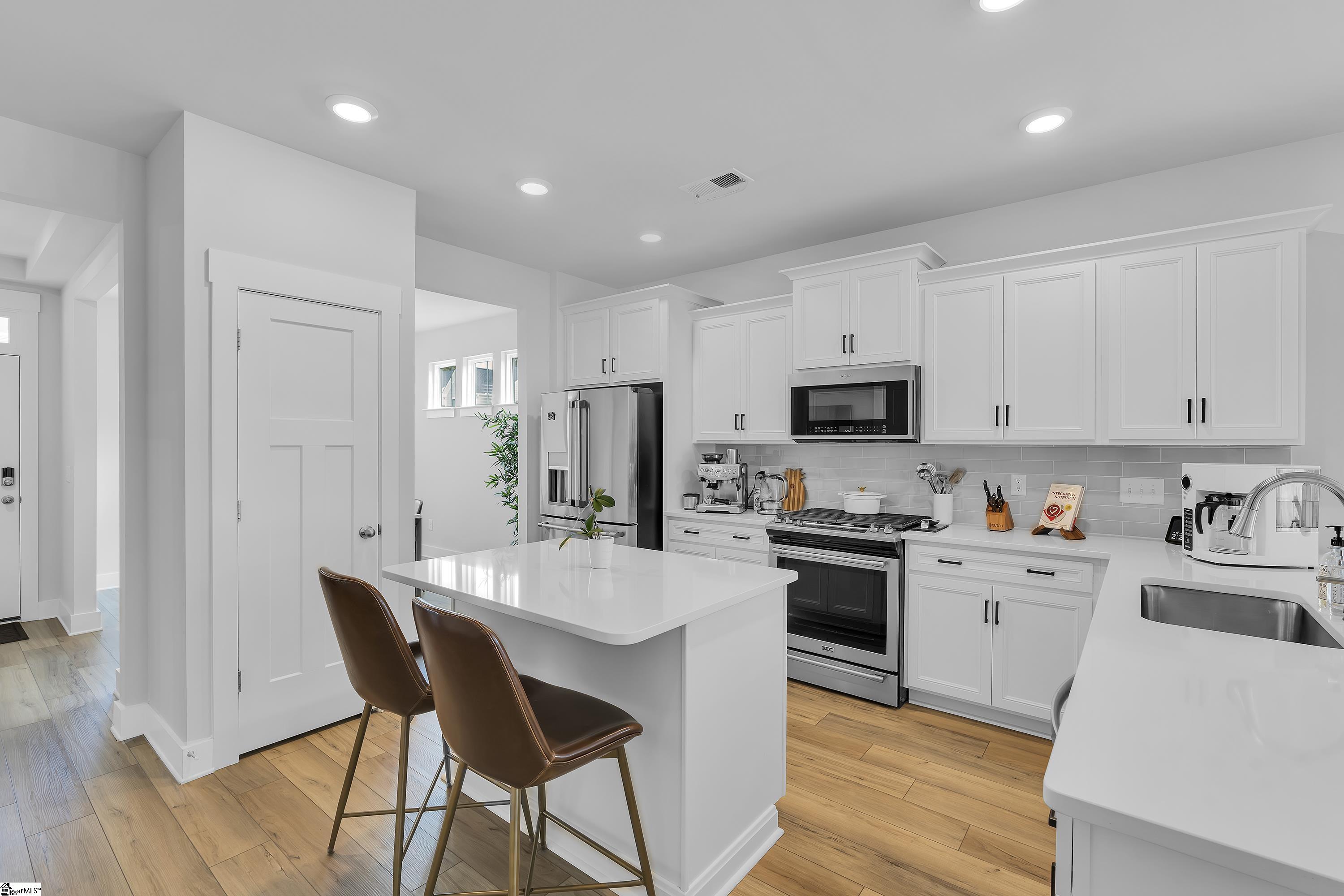 42 Carriage Run Drive Simpsonville, SC 29681