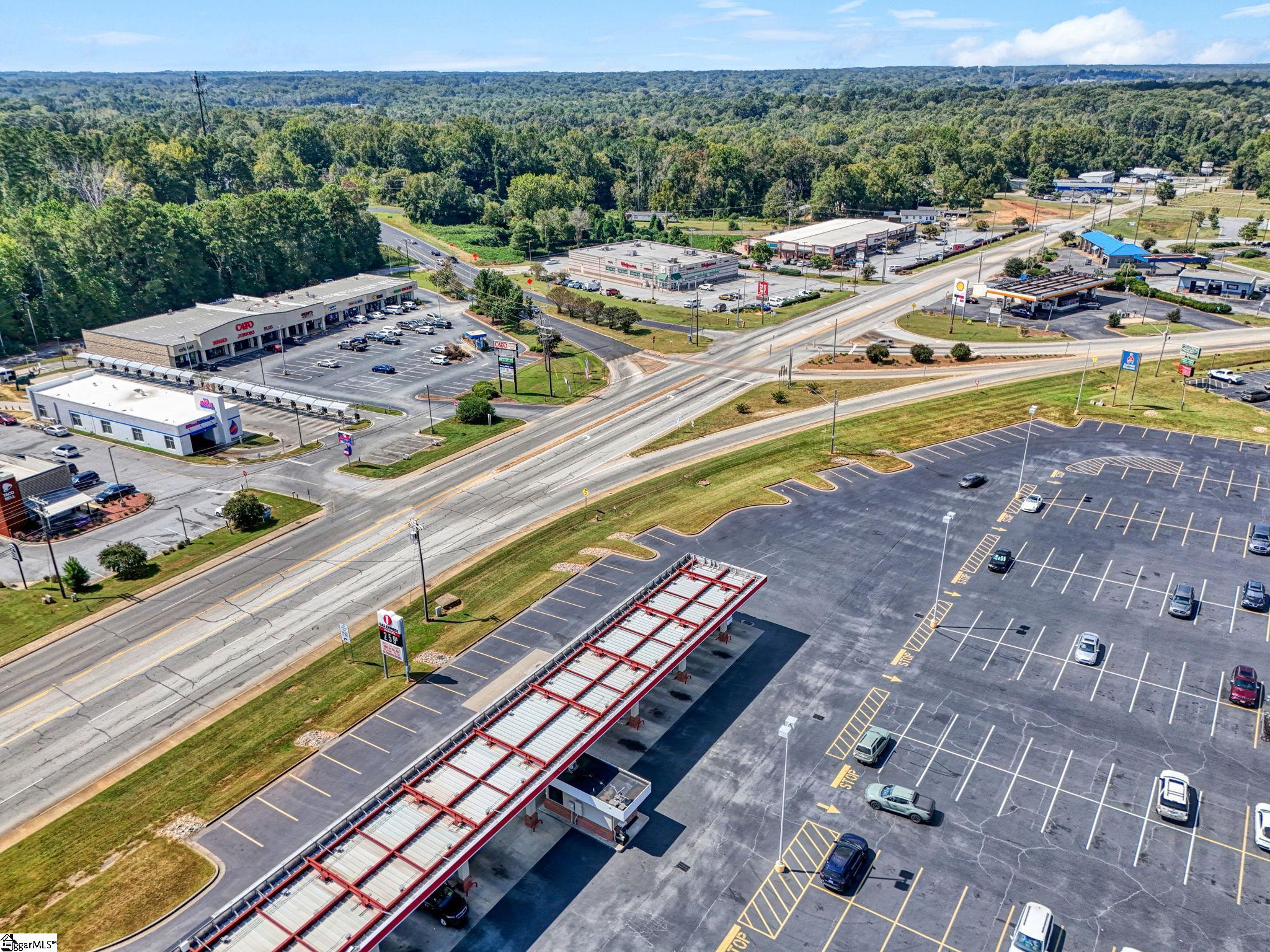 790 E Main Street Laurens, SC 29360