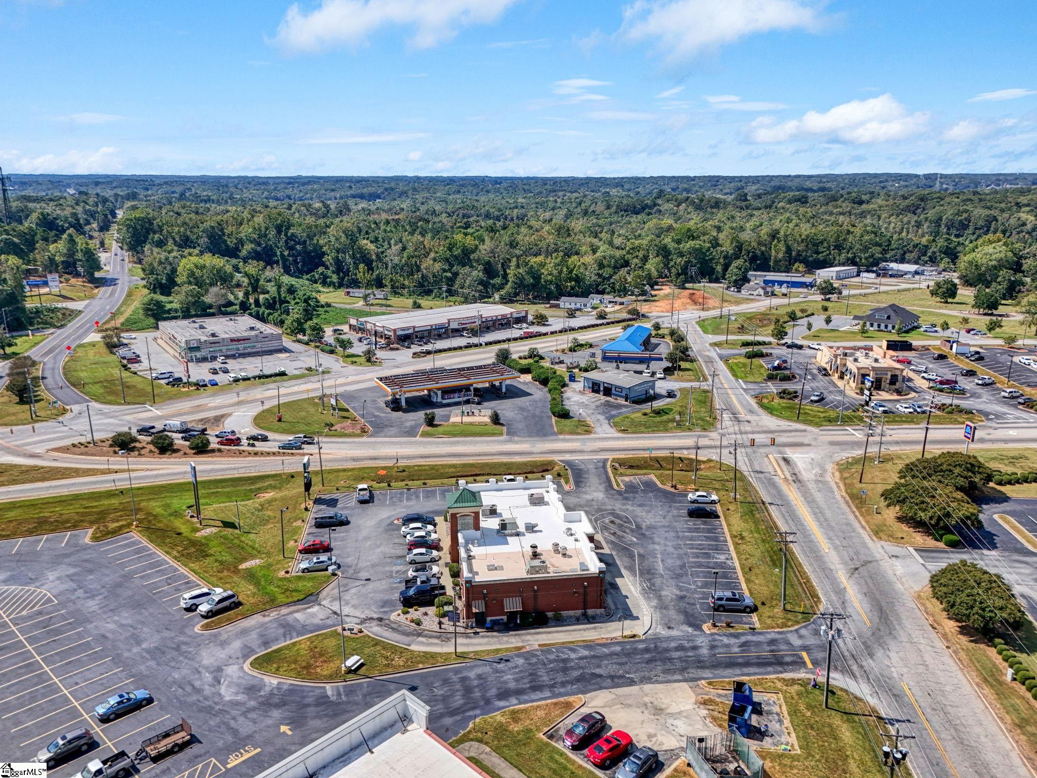 790 E Main Street Laurens, SC 29360