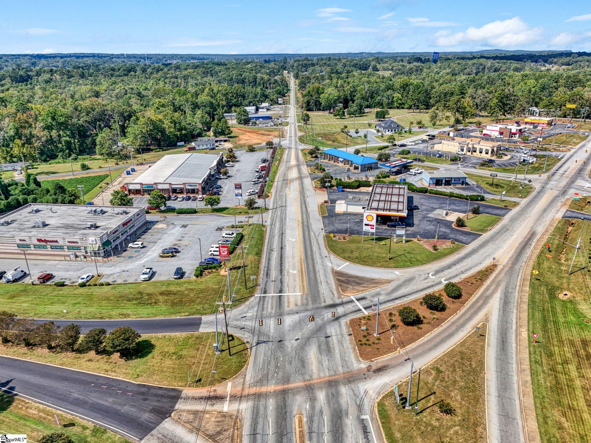 790 E Main Street Laurens, SC 29360