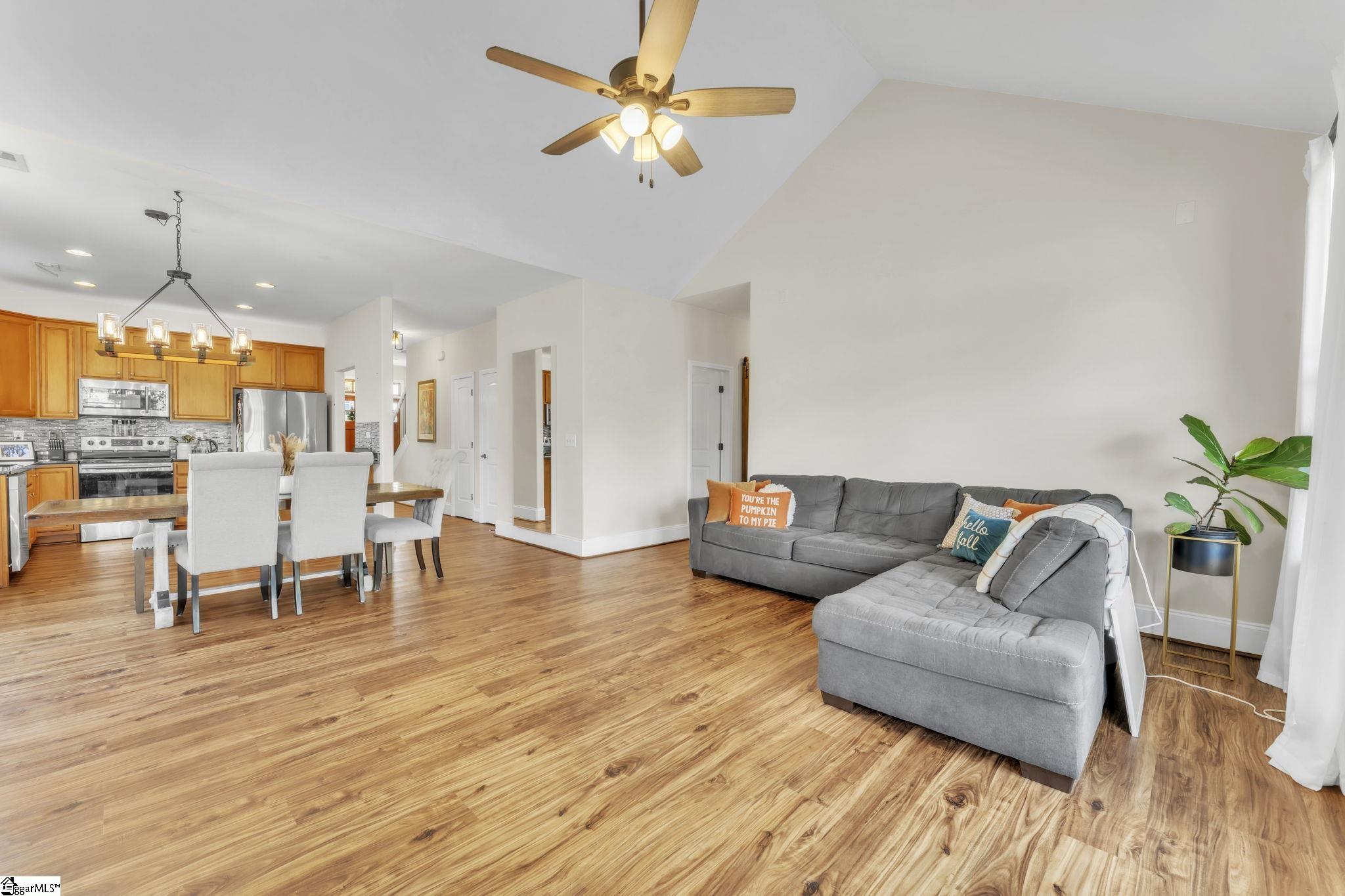 121 Belle Oaks Drive Simpsonville, SC 29680